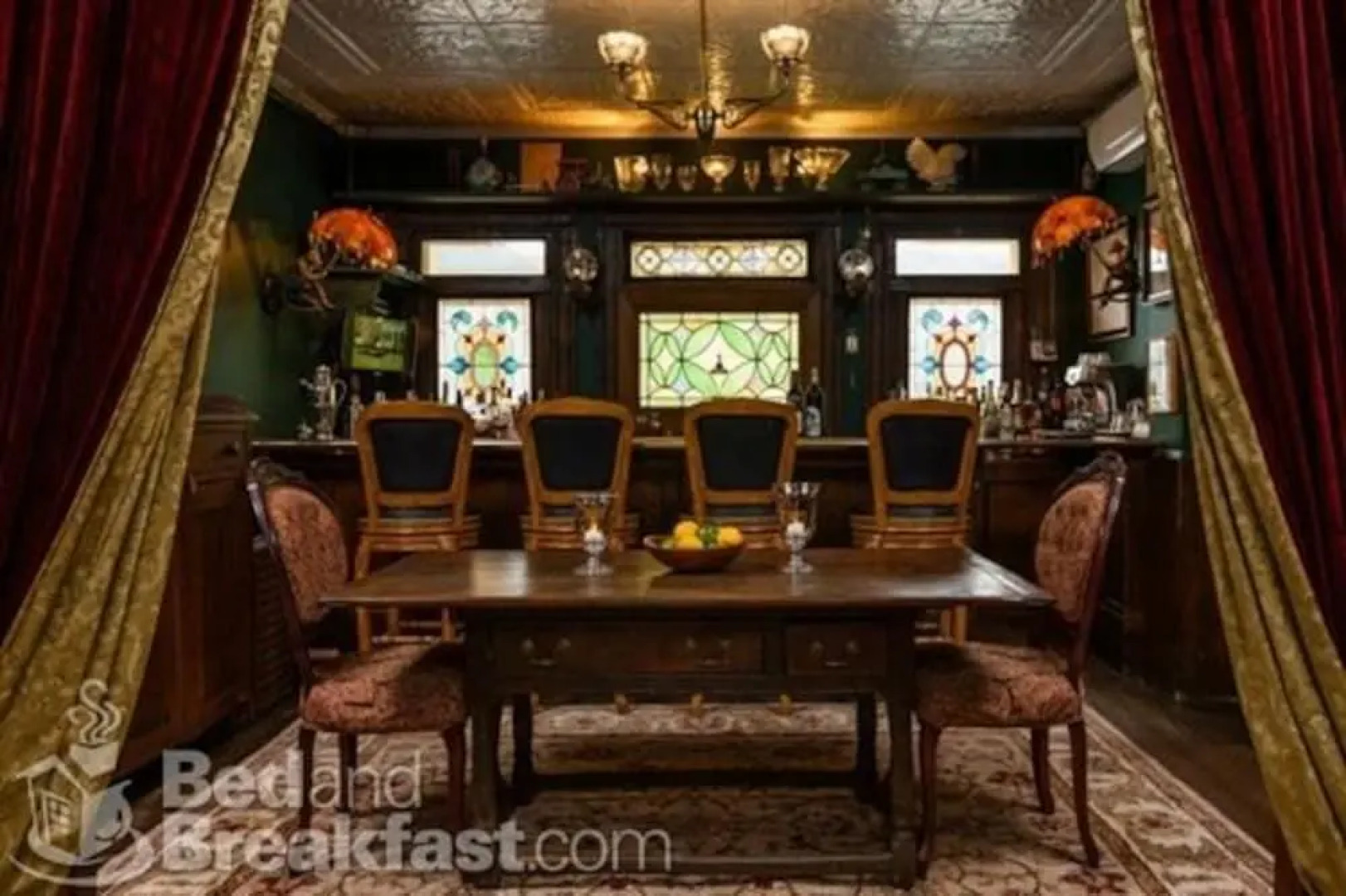 The Village Inn of Woodstock