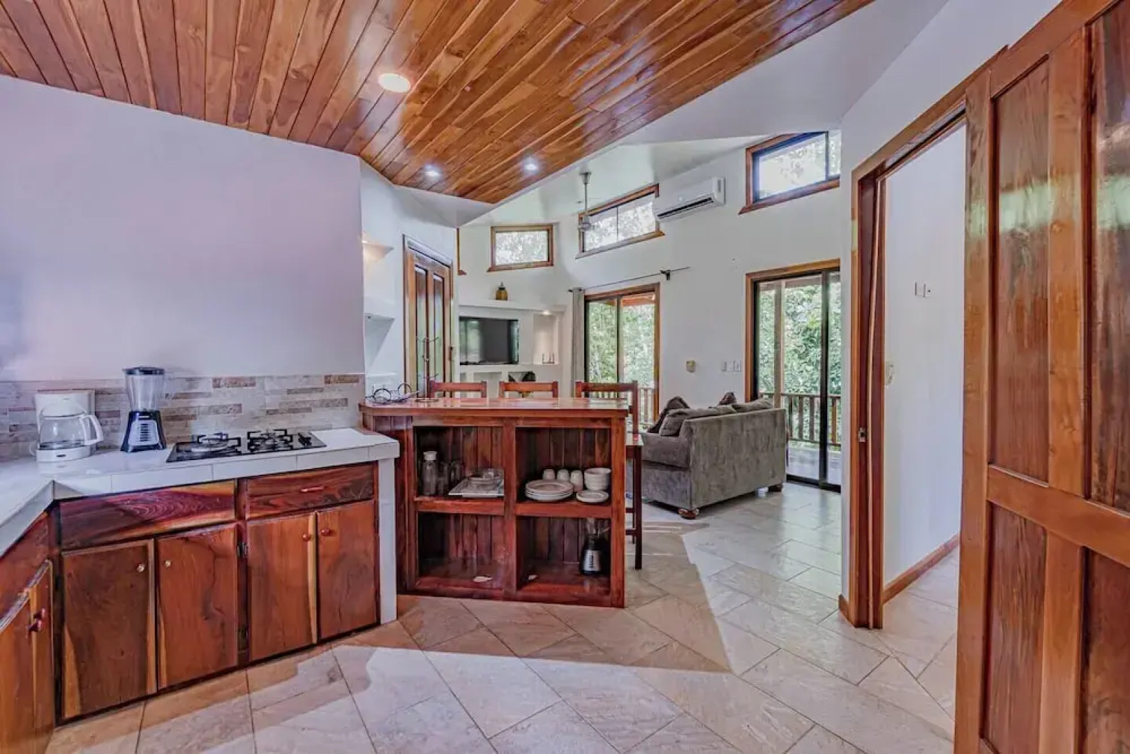 Surfside Apartments Mal Pais