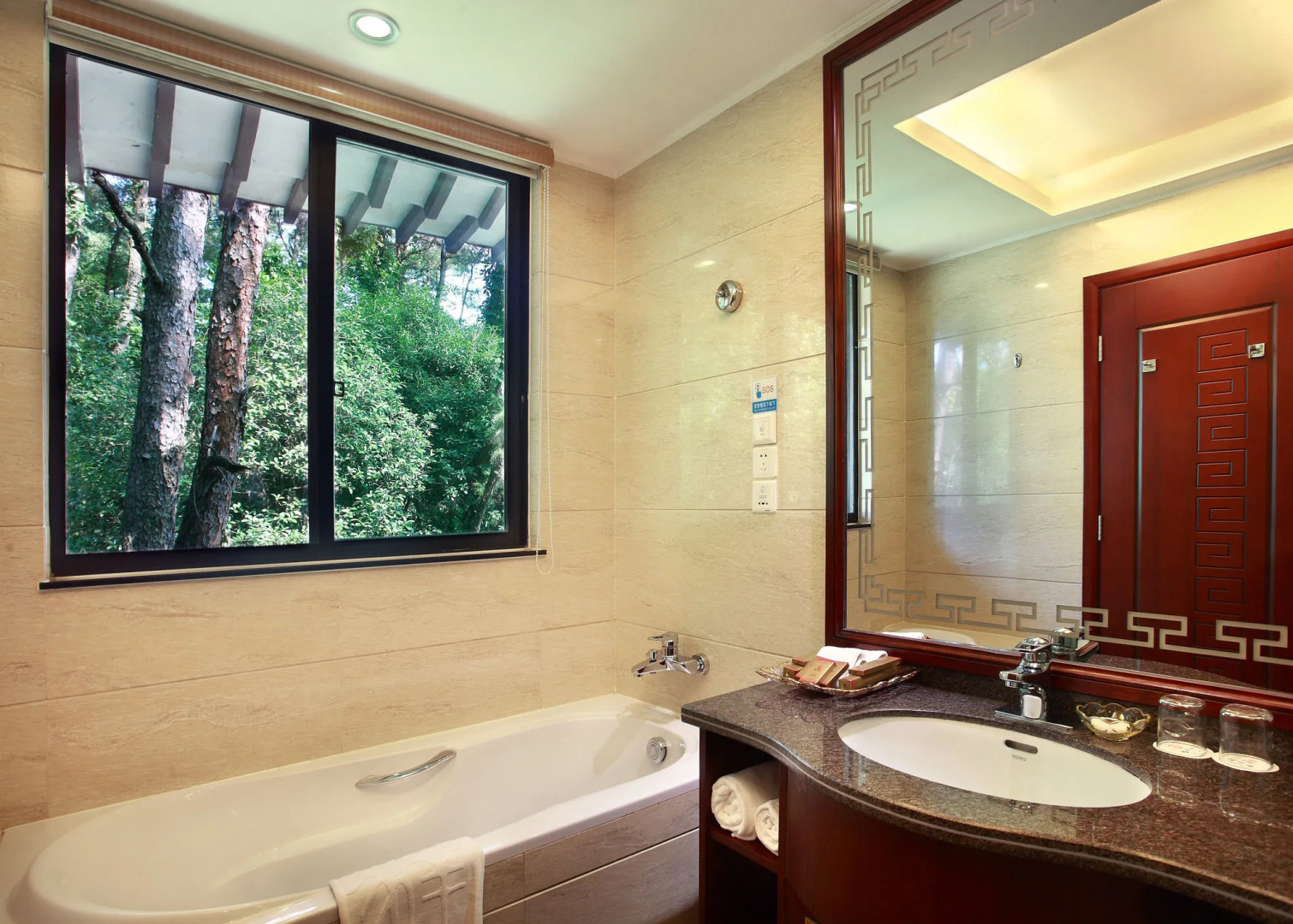 Guilinyi Royal Palace