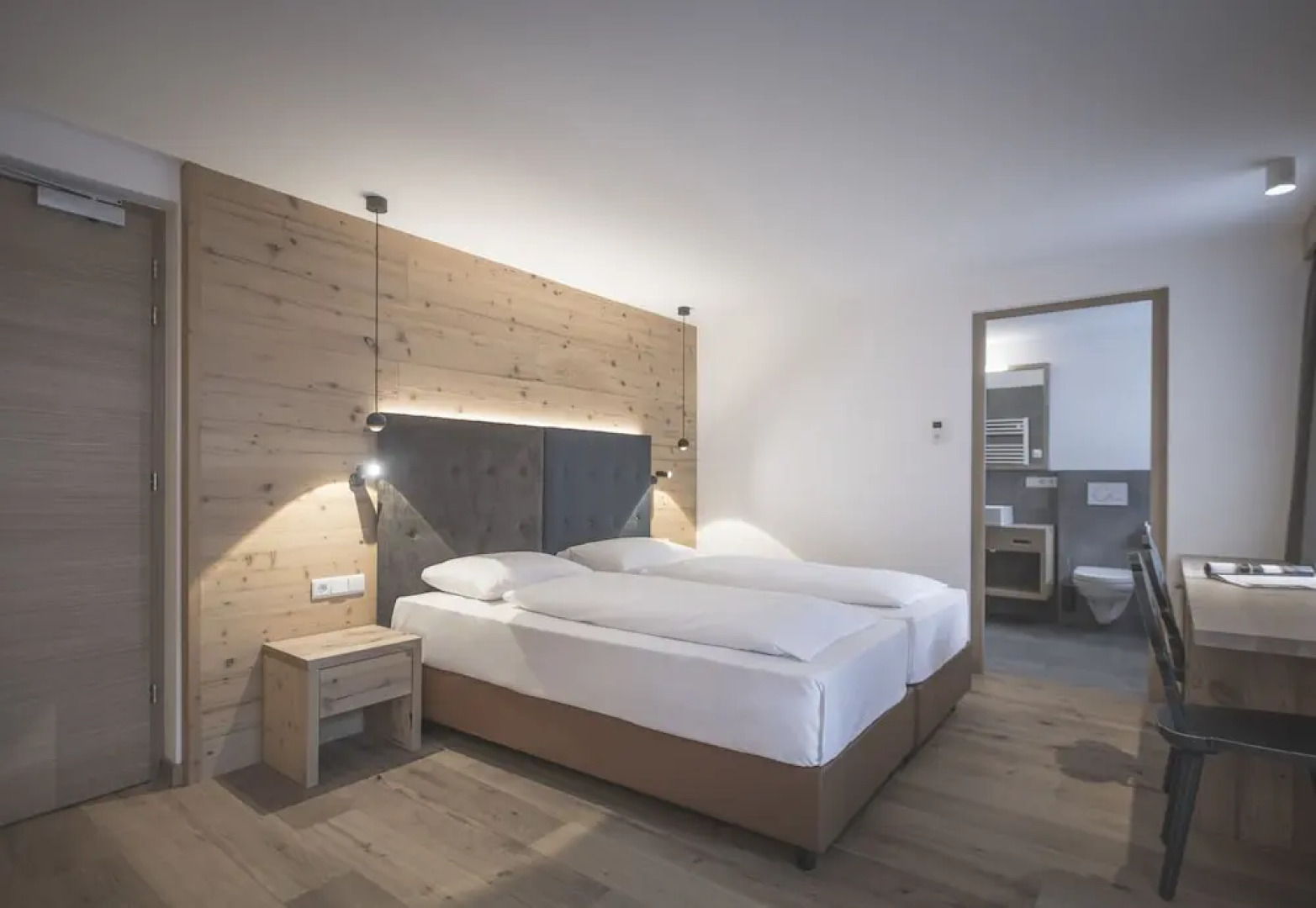 Ahrner Wirt Apartments