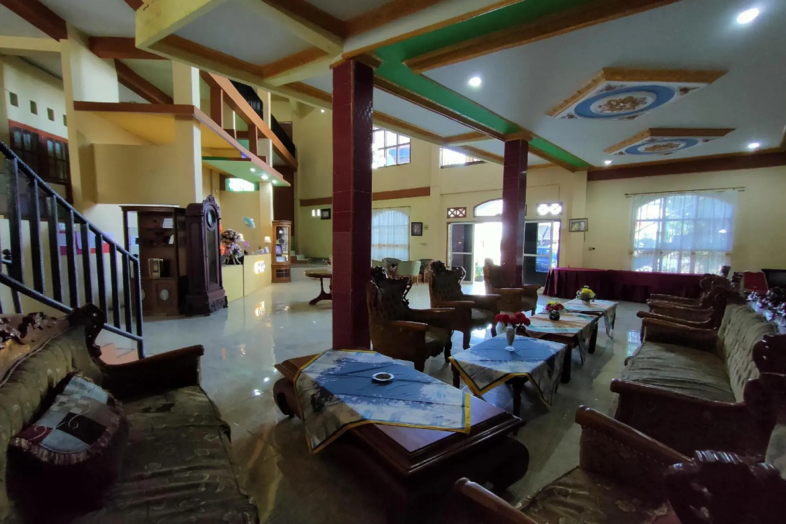 OYO 2994 Hotel Wedika