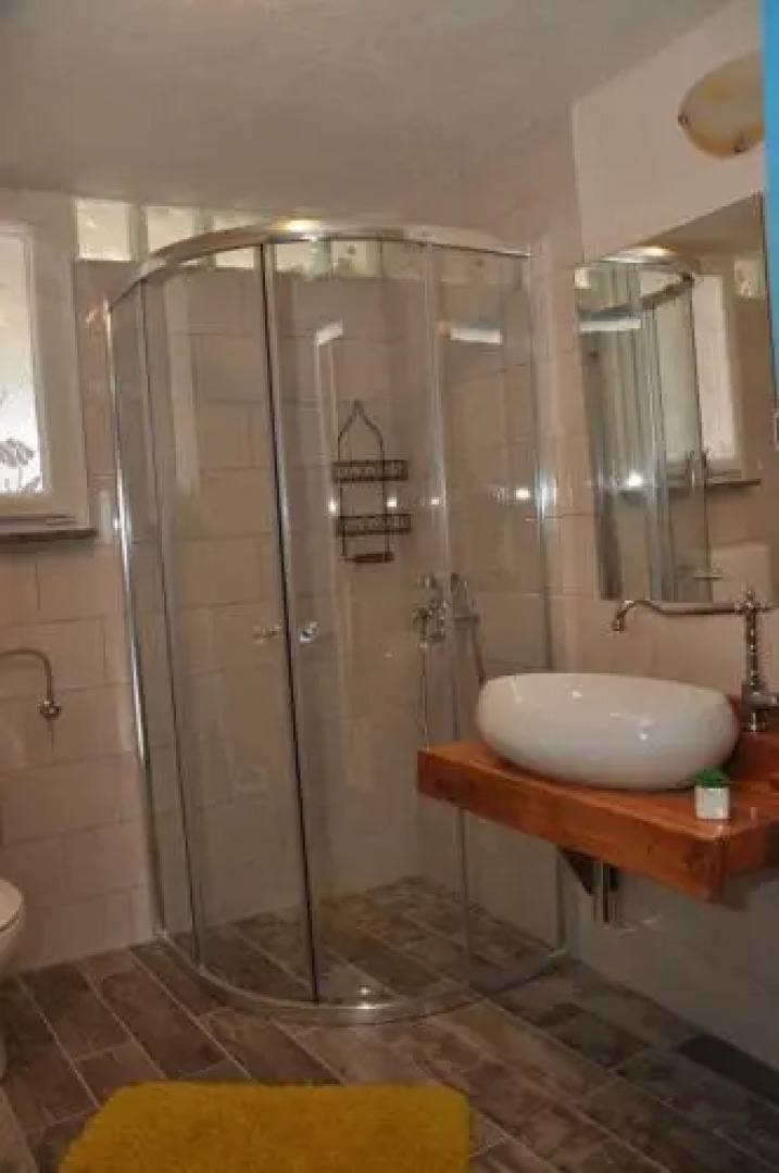 Rustic Apartment Mariva