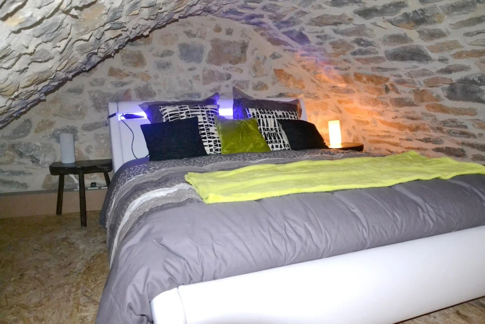 House With one Bedroom in Mostuéjouls, With Pool Access, Enclosed Gard