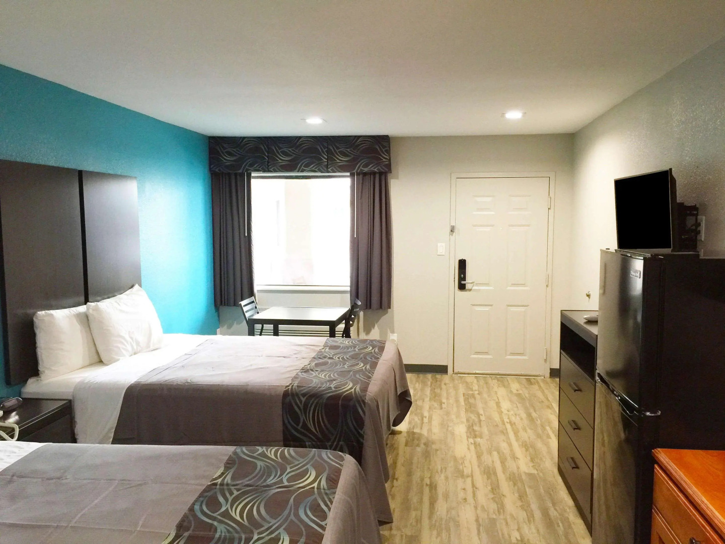 Americas Best Value Inn & Suites Mont Belvieu Houston
