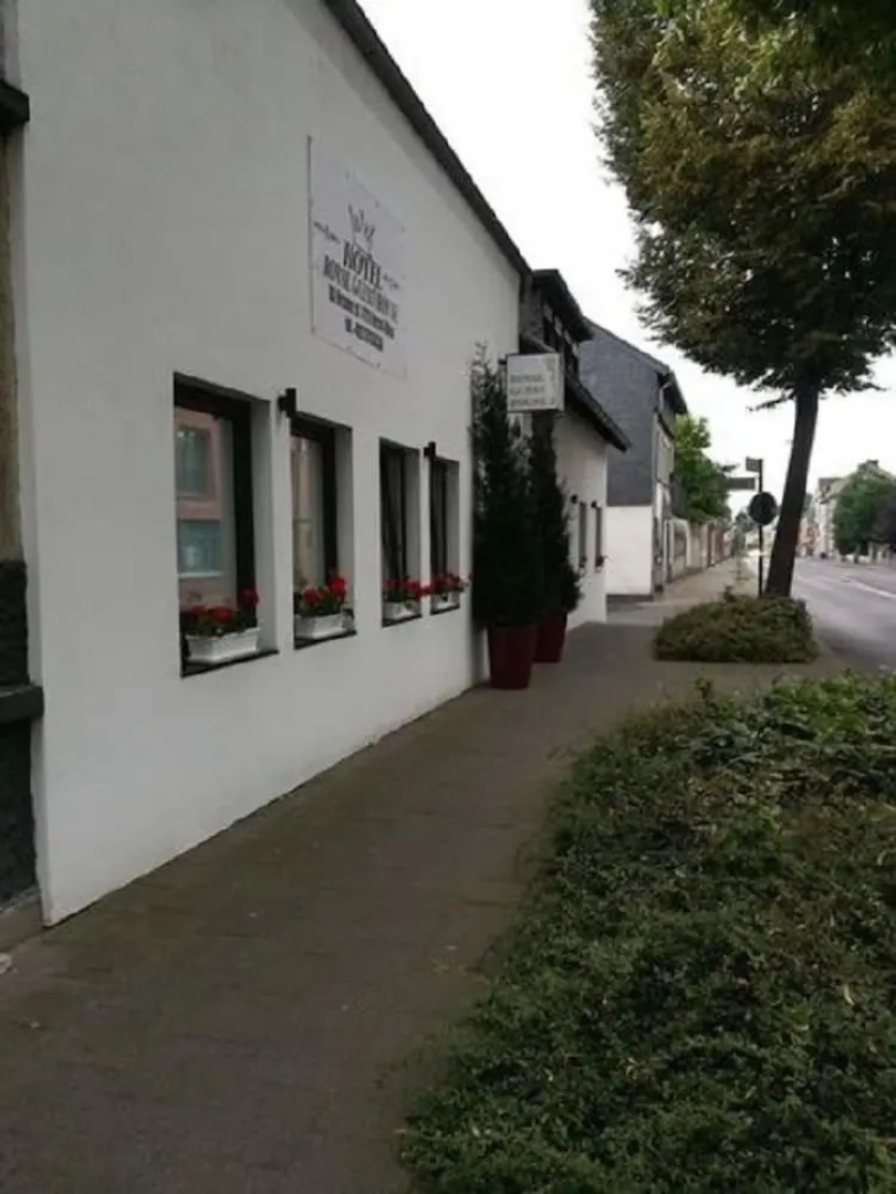 Royal Guest House II