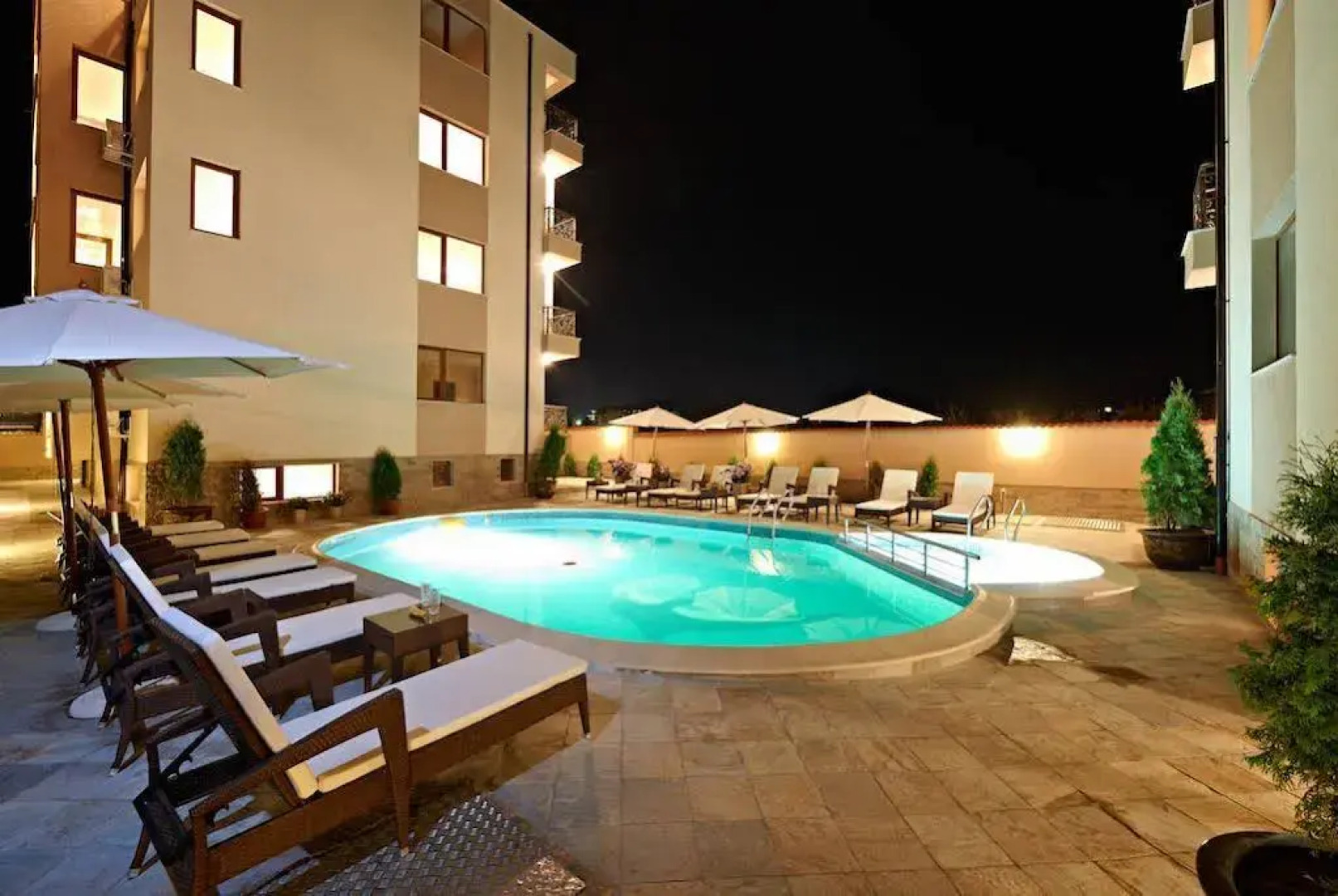 Stanny Court ApartHotel