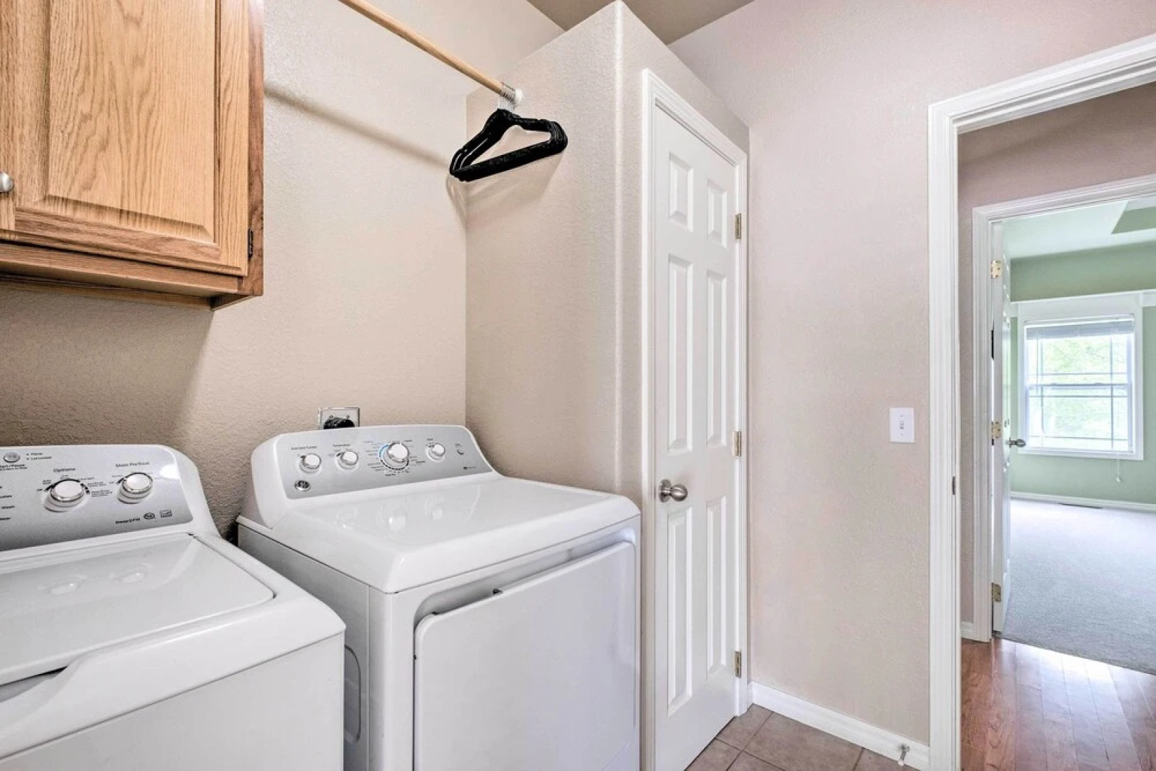 Bella Vista Home w/ Yard: Half Mile to Trails!