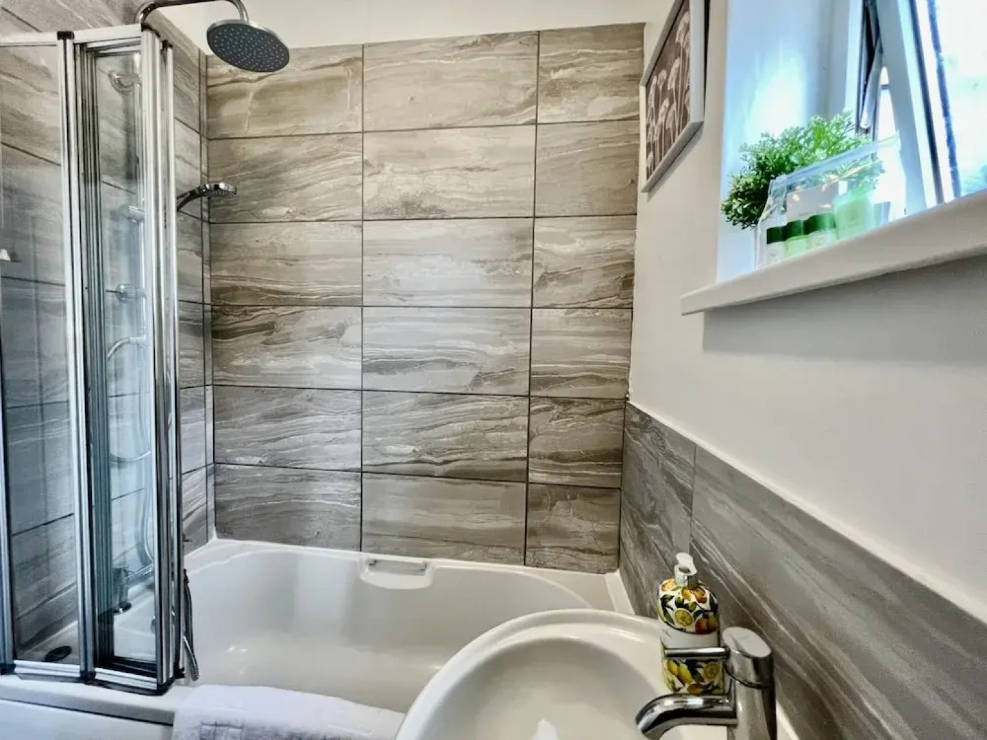 Perfect home, for contractors or holiday break