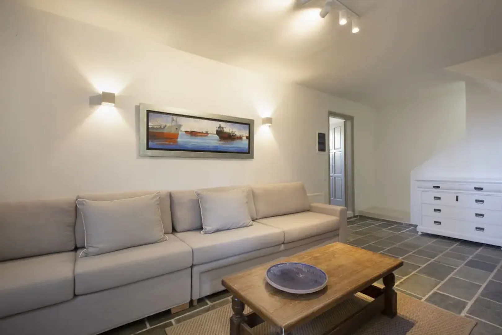 Seaview Villa by Villarentalsgr