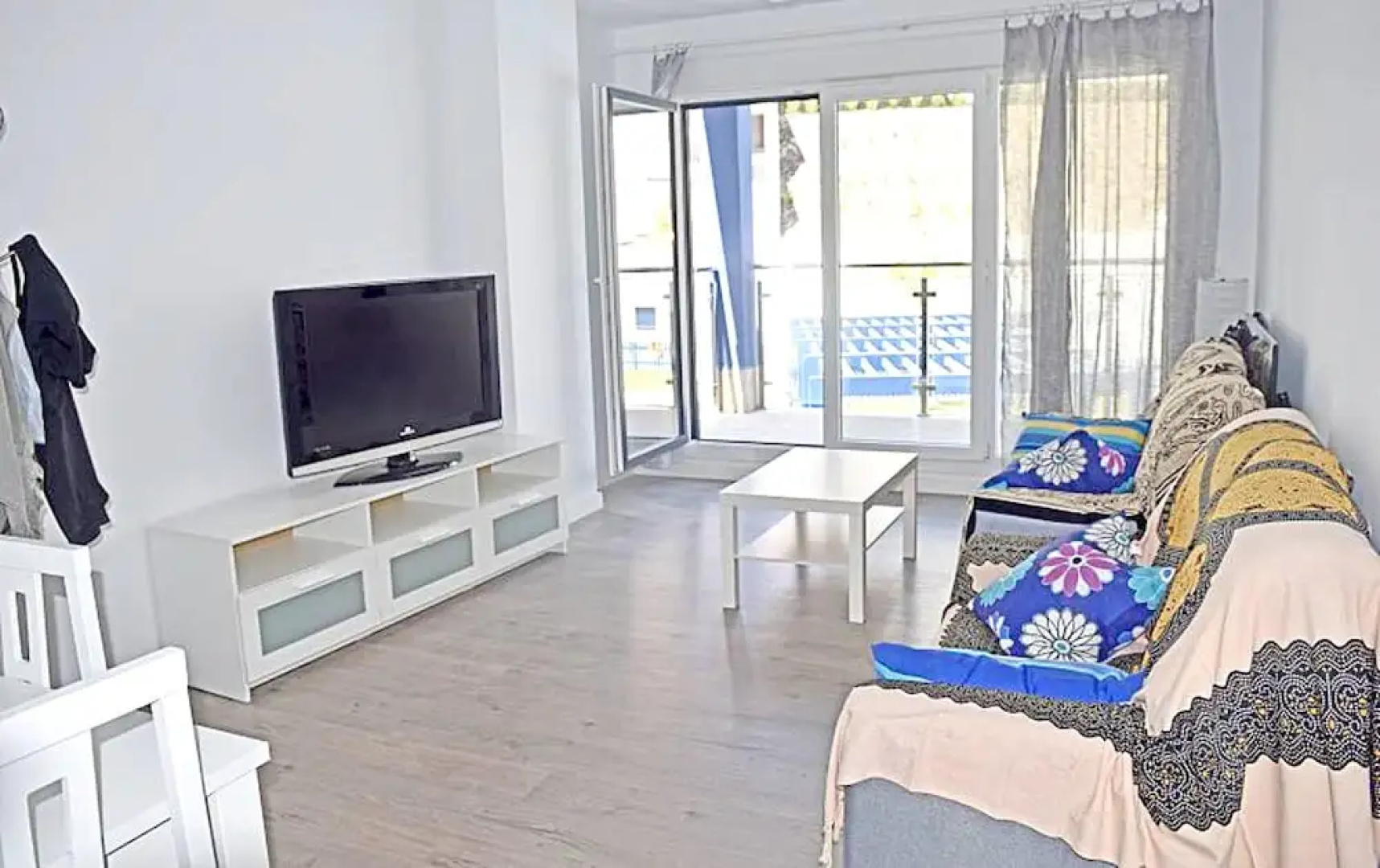 Apartment With 3 Bedrooms in Almuñécar, With Wonderful sea View, Shared Pool and Enclosed Garden Near the Beach