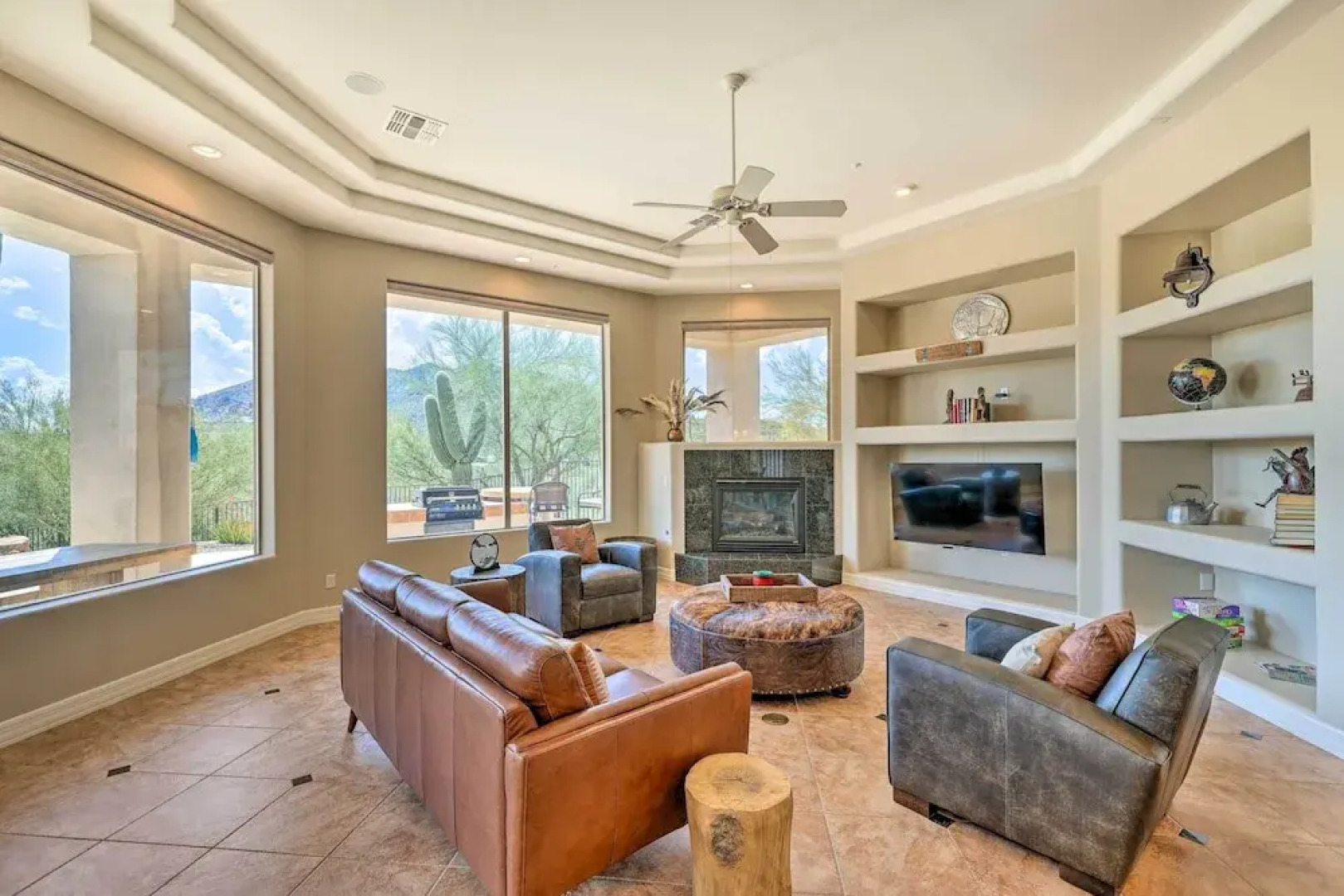 Stunning Cave Creek Home w/ Infinity Pool!