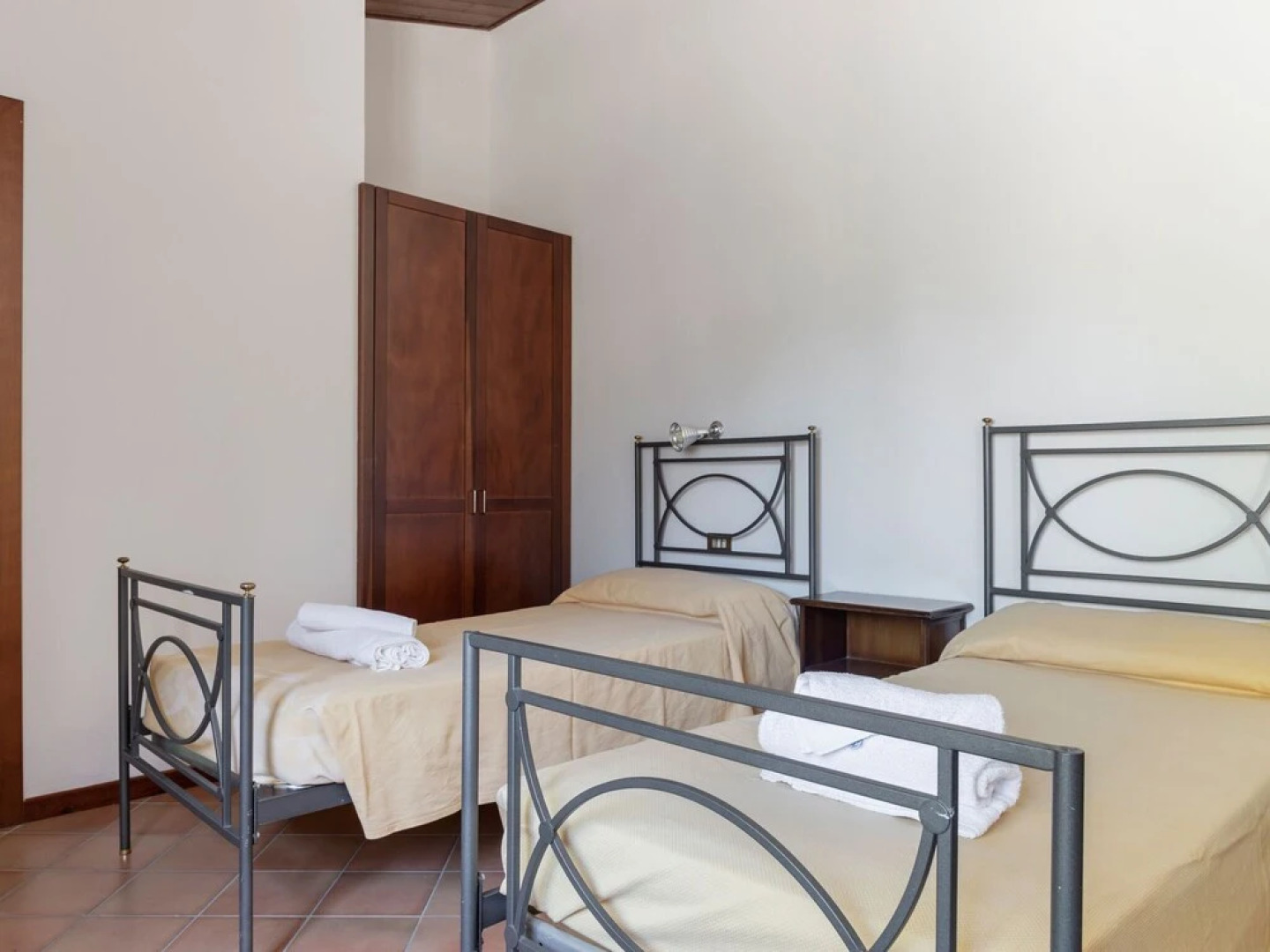 Valley-view Holiday Home in Montelparo With Pool & Garden