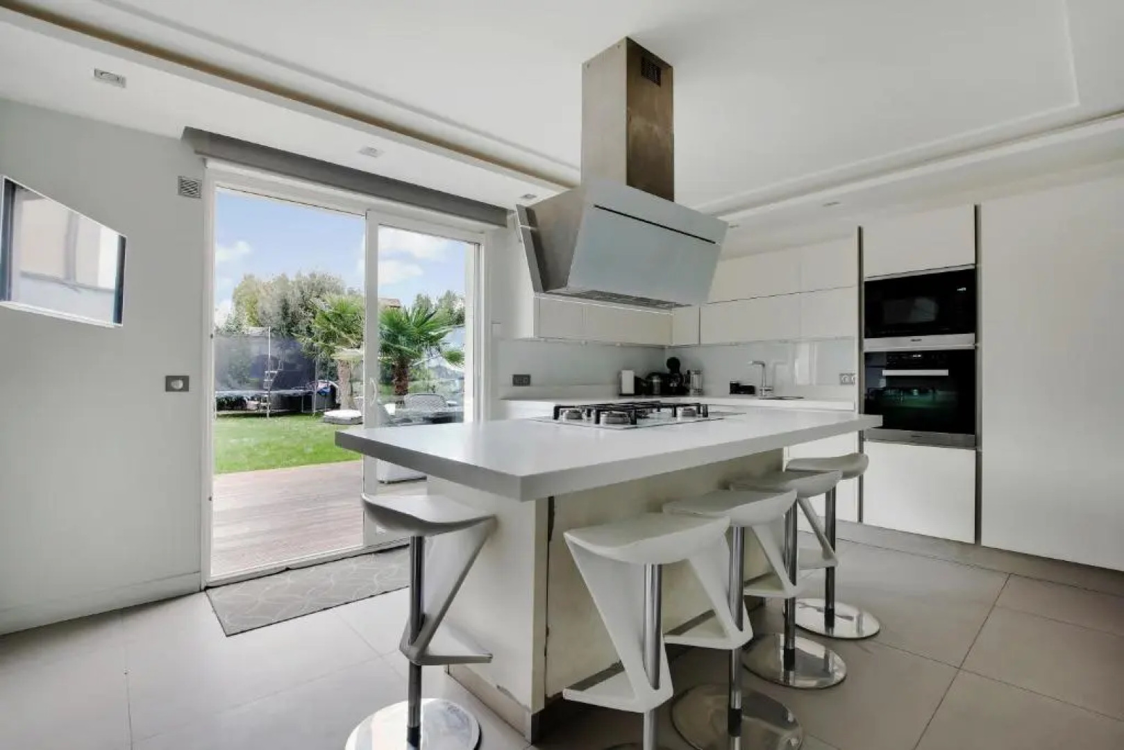 CMG Superbe maison 3BDR w jardin - 25 minutes de Paris