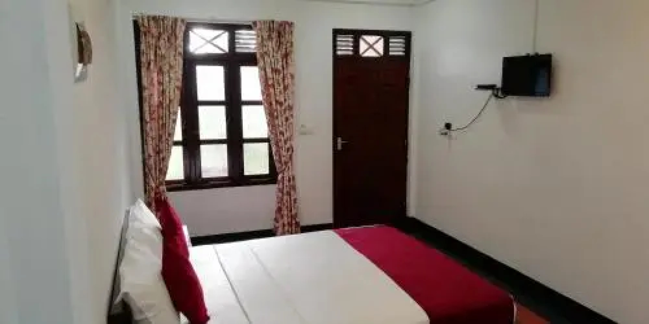 Crescent Sea Resort