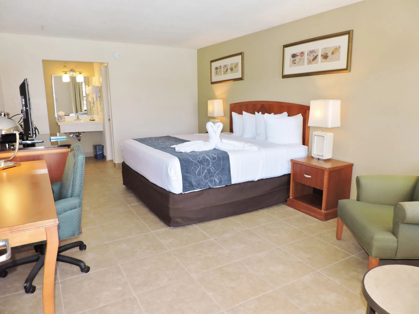 Seasons Florida Resort