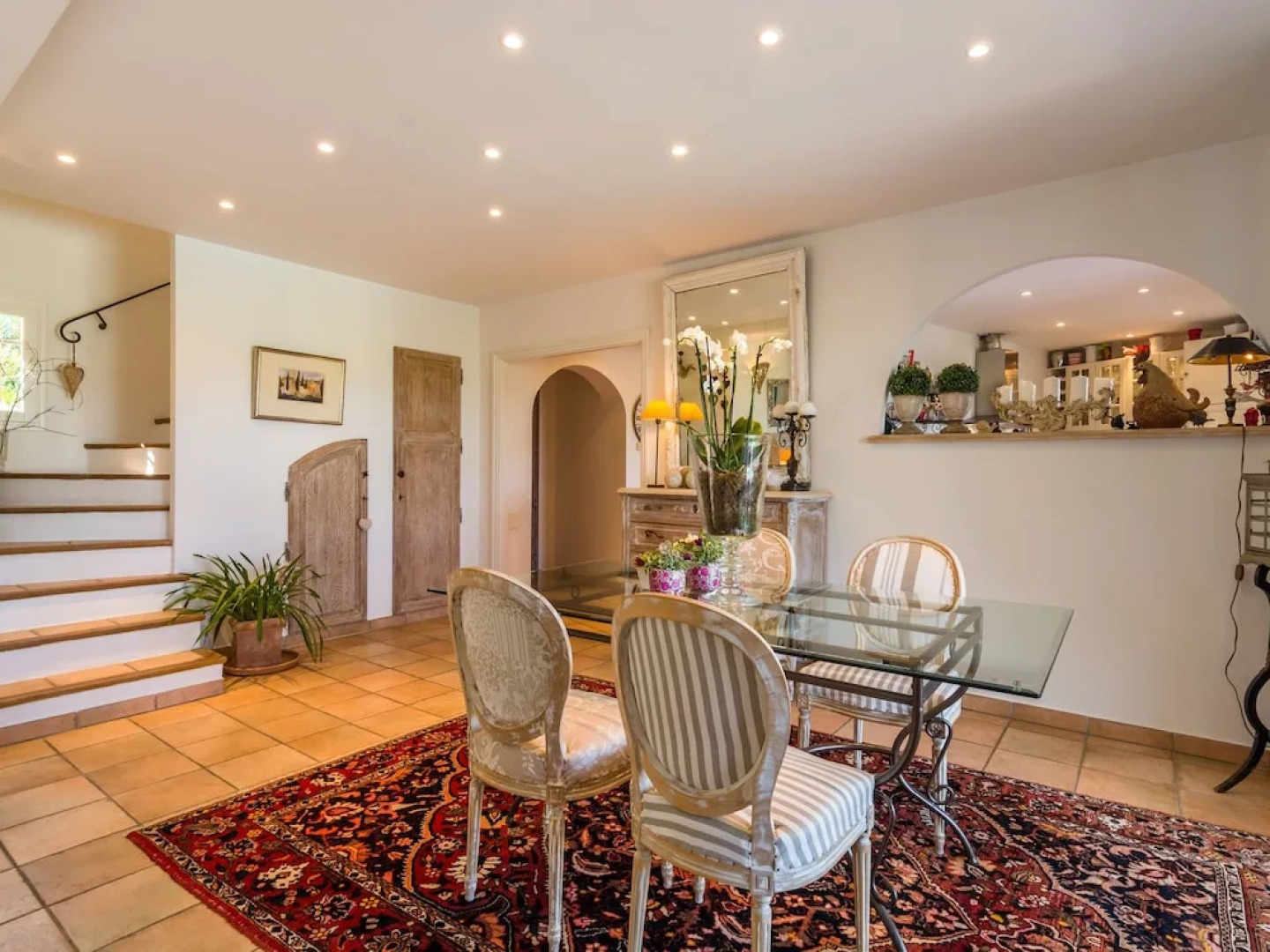 Luxurious Villa With Internet and Private Swimming Pool, Near Grasse