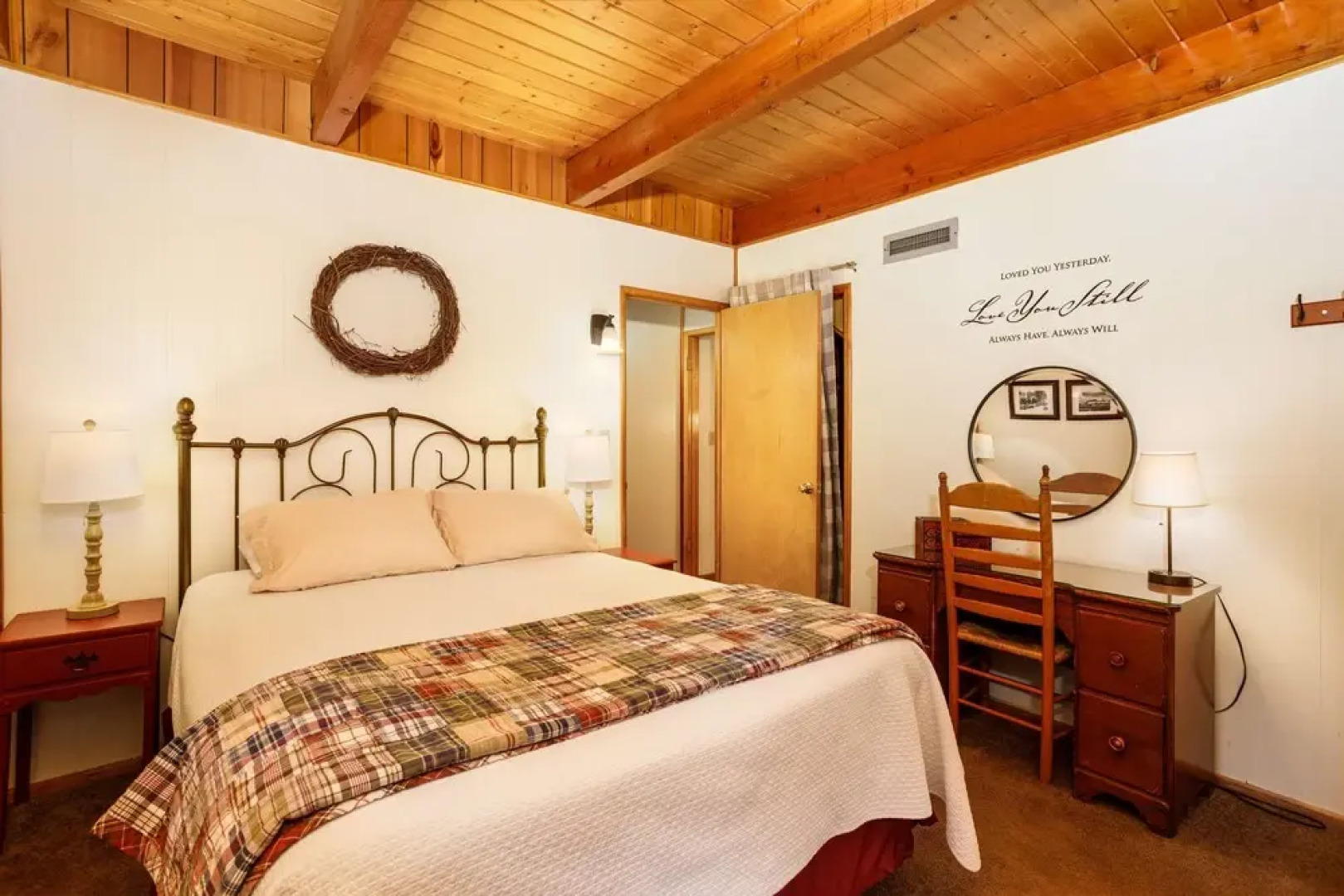 Arrowhead Pine Rose Cabins