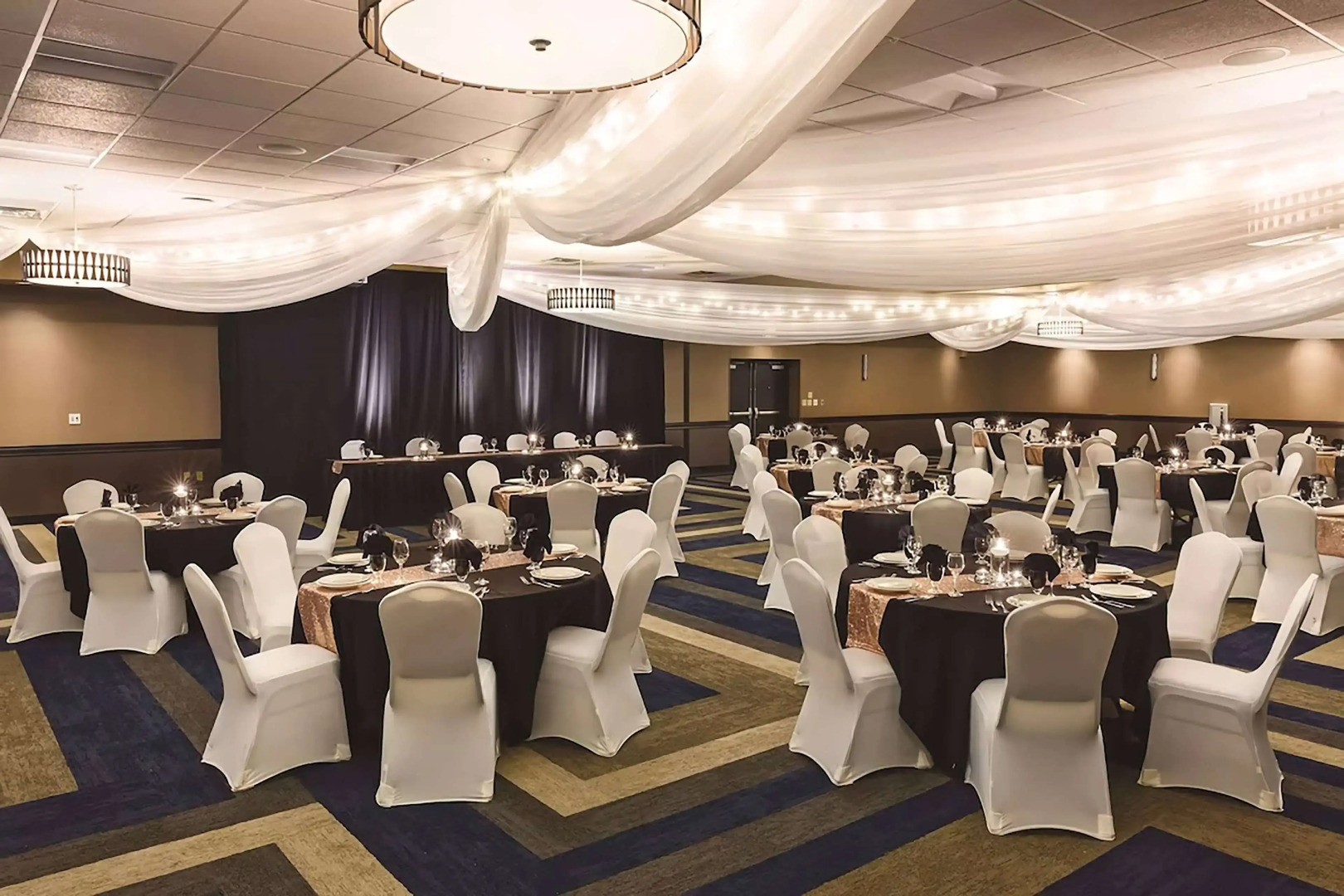 Wyndham Bloomington - Mall of America