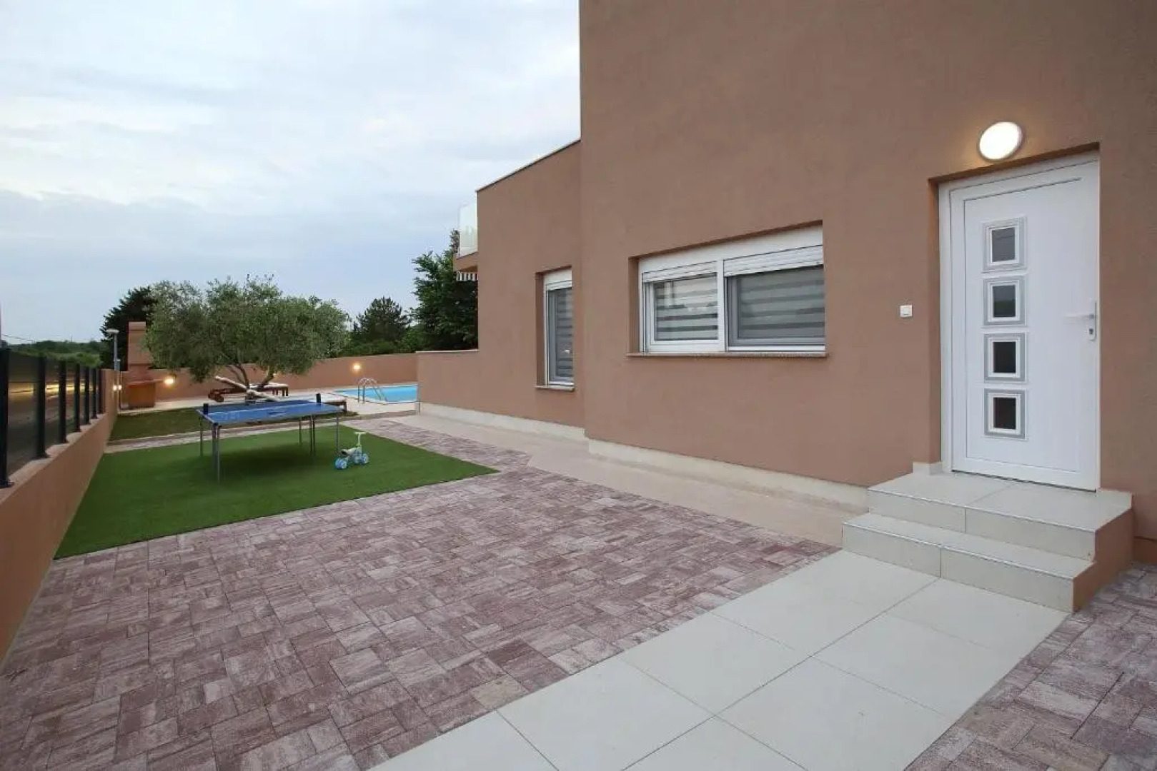 Beautiful Villa L&T 1 Nin