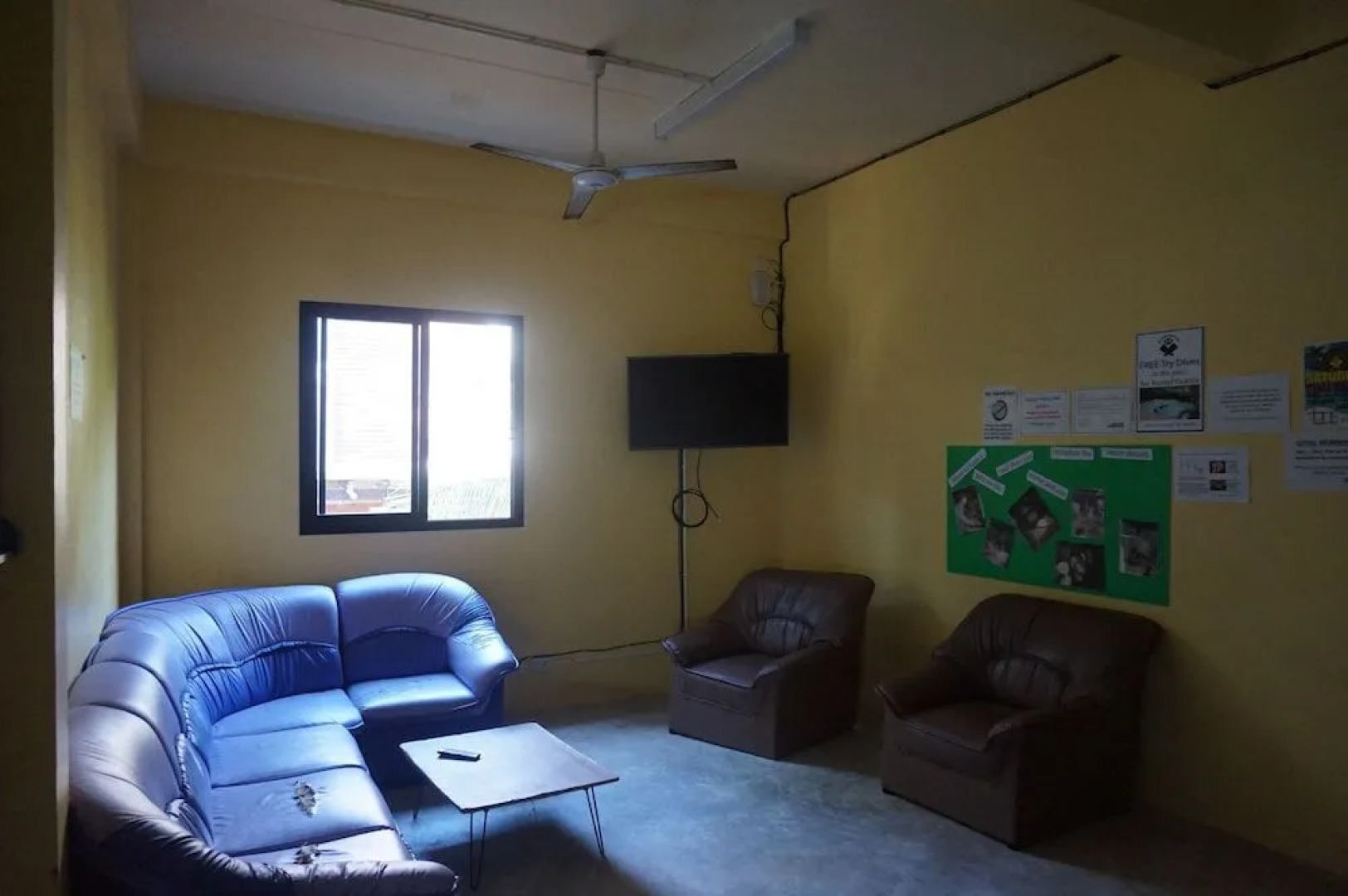 Koh Tao Backpackers Hostel