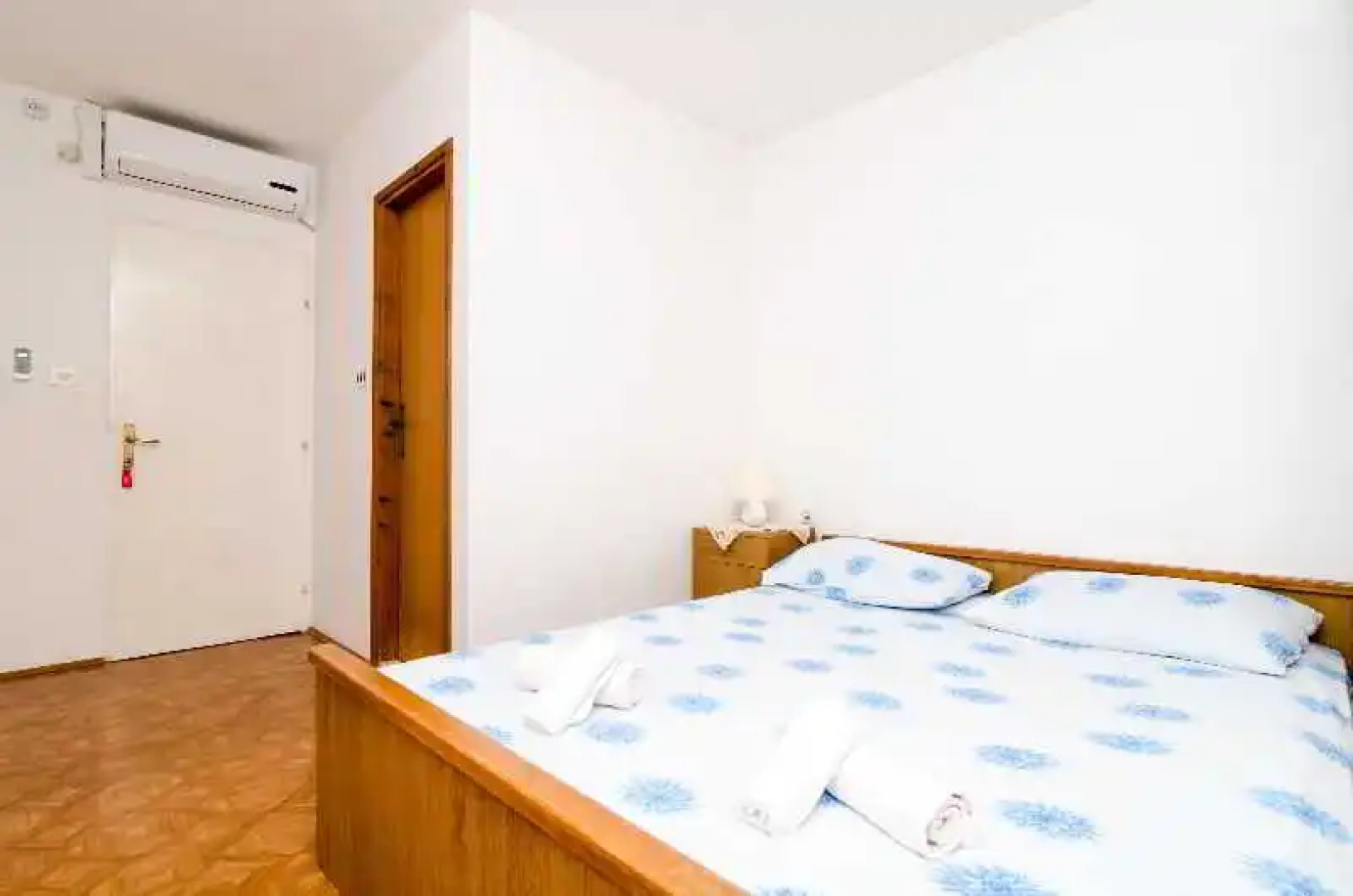 Rosa Apartments