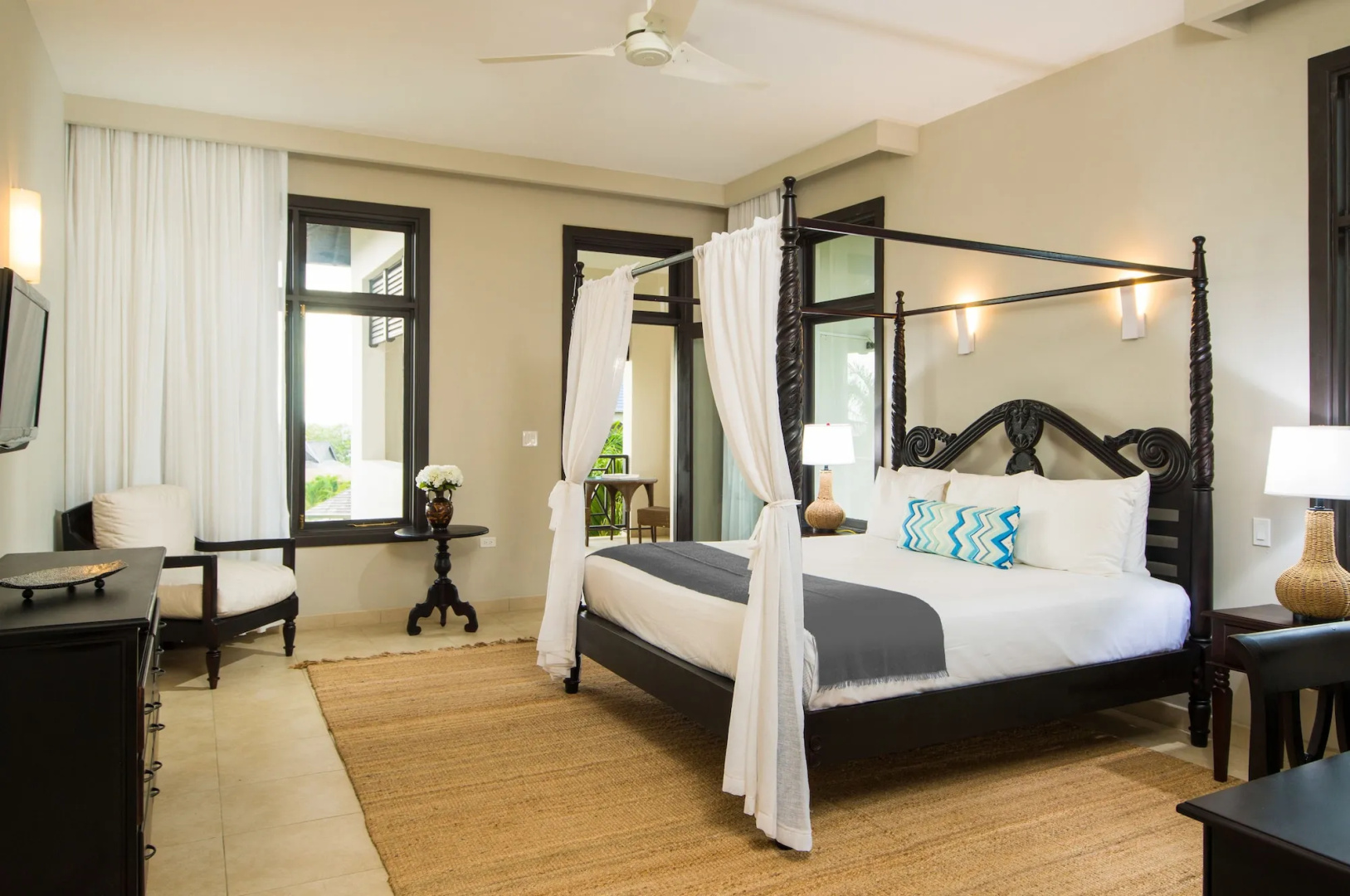 The Cliff Hotel