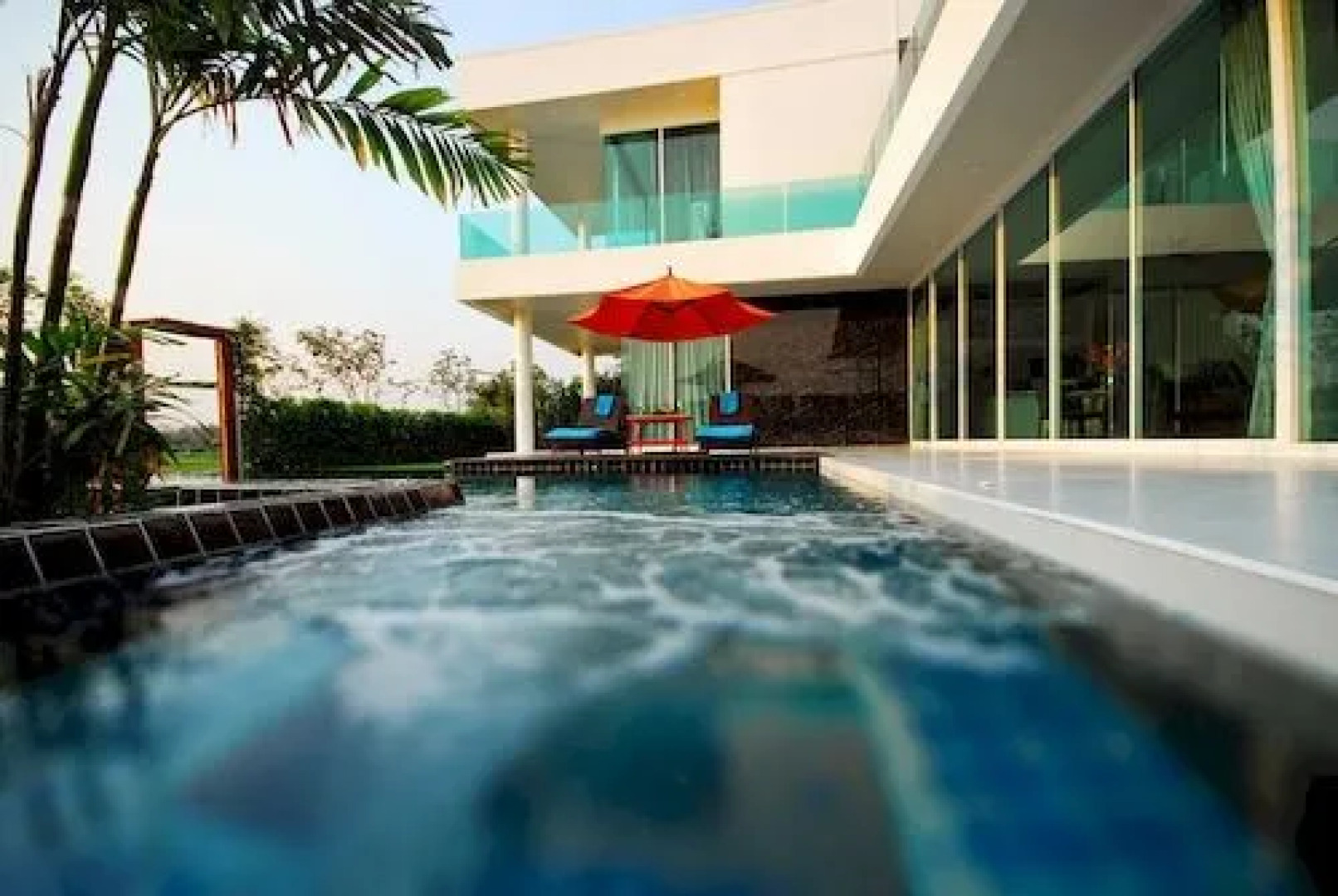 Aria Lake and Golf Villa