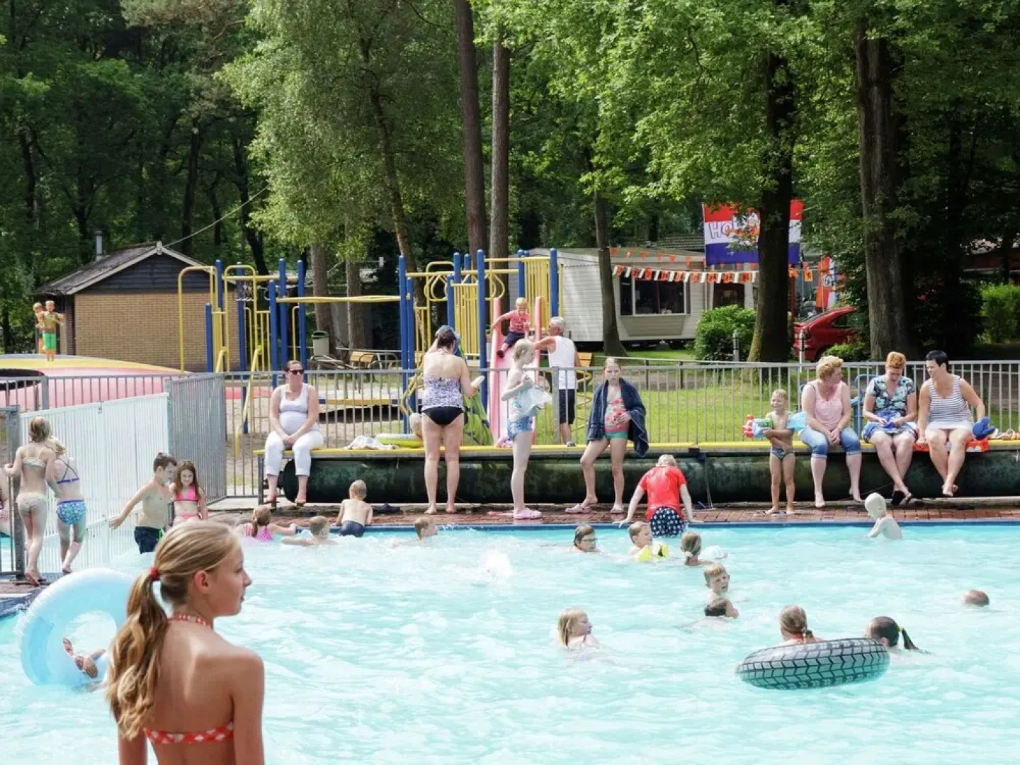Cozy Chalet With a Porch, in Natural Surroundings