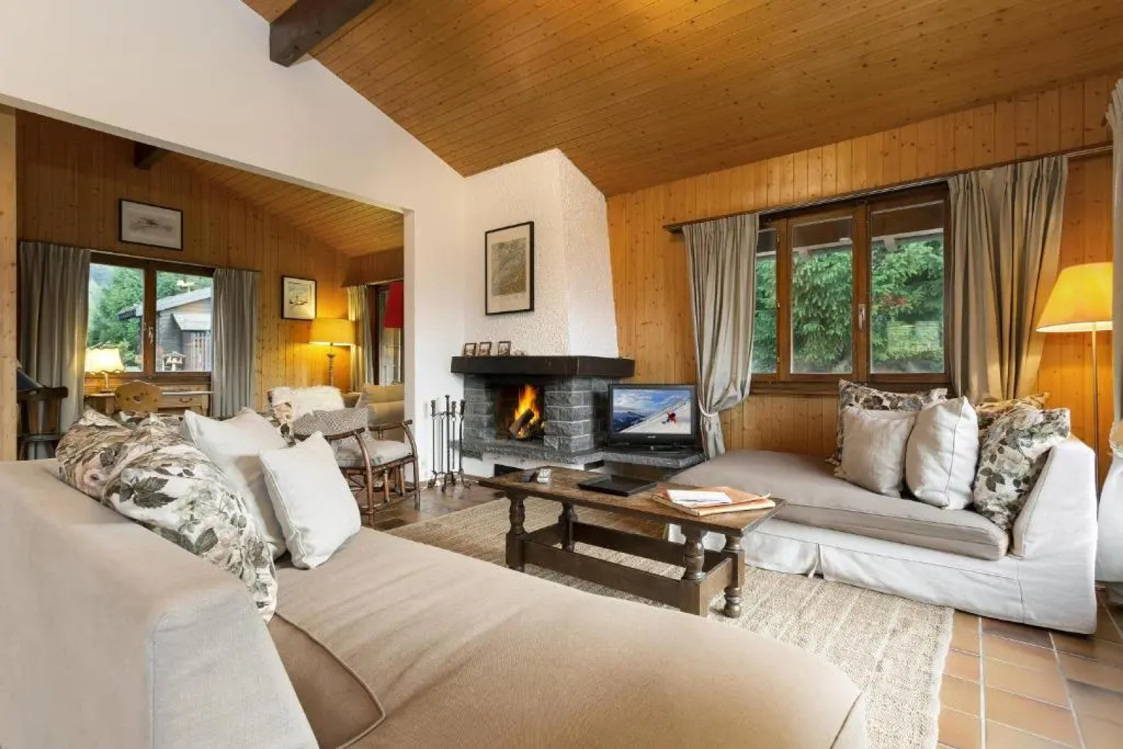 Chalet Chalet Par Le Travers