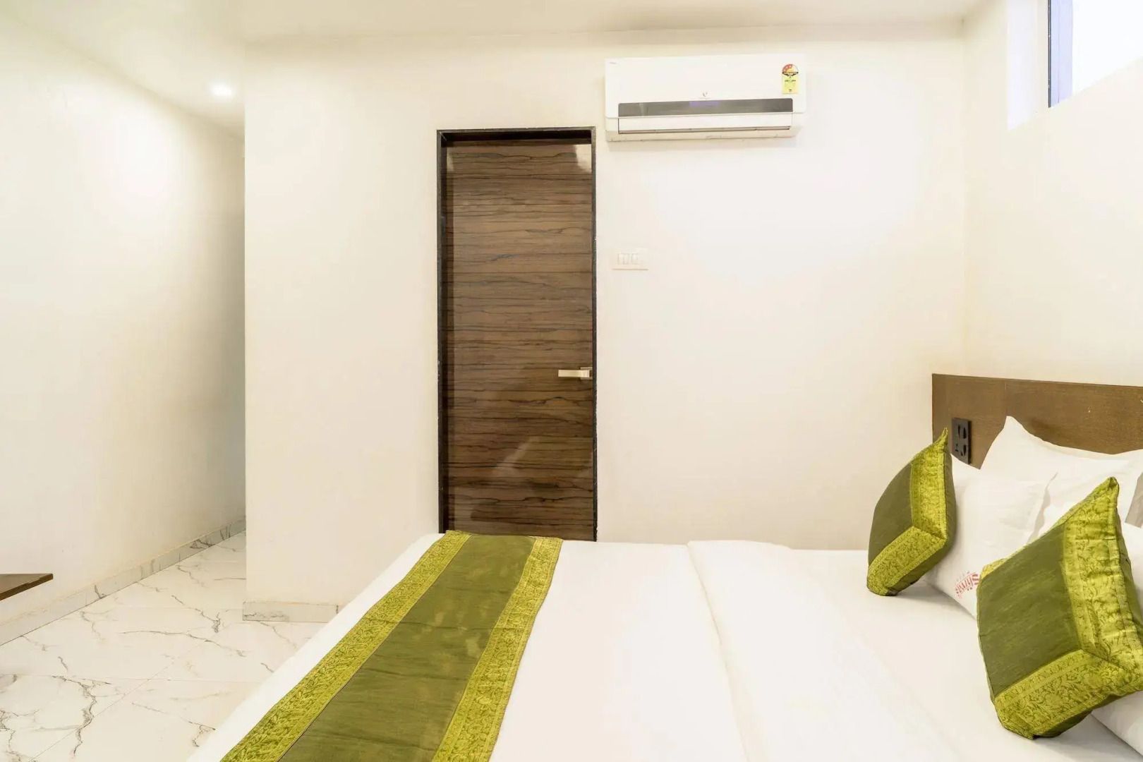 Treebo Trend Hotel Shiva's