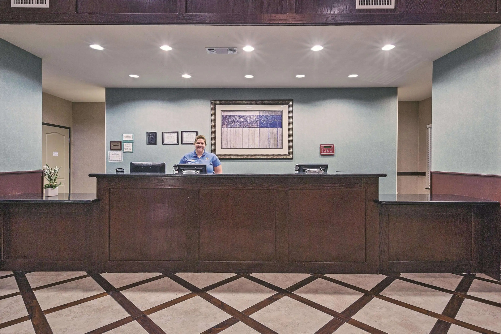 La Quinta Inn & Suites by Wyndham DFW Airport West - Euless