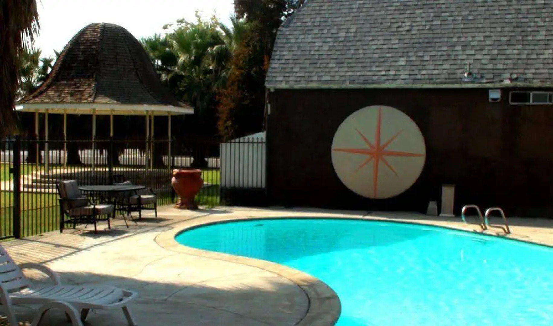 Vagabond Inn Executive Bakersfield Downtowner