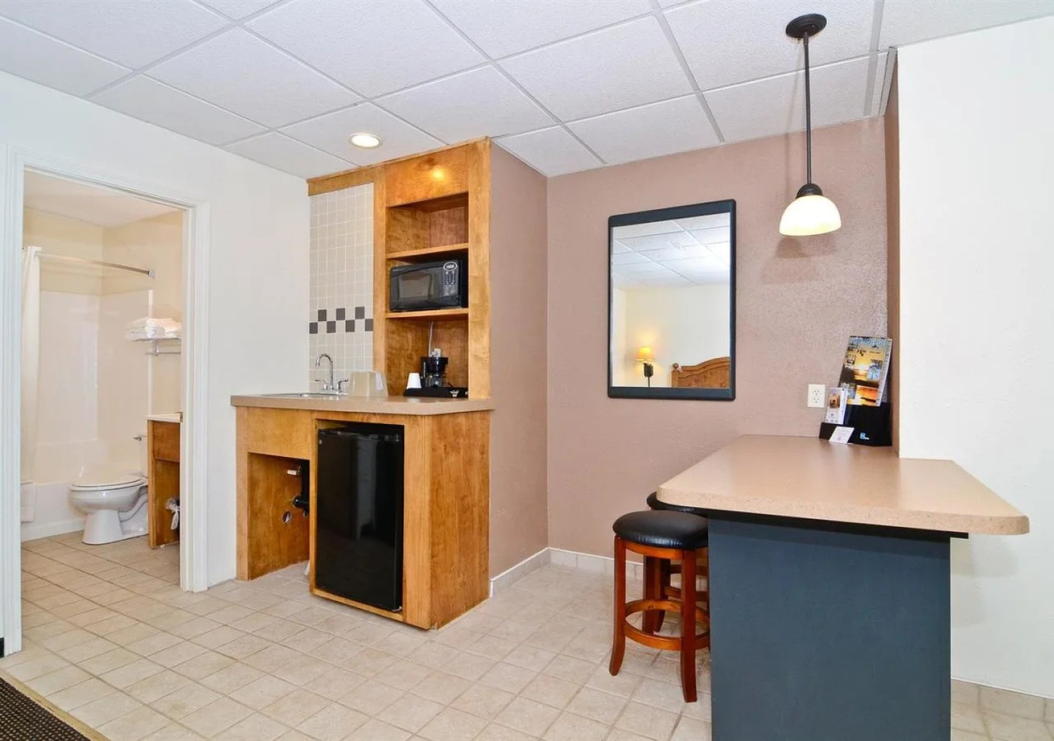 Super 8 by Wyndham Hayward WI