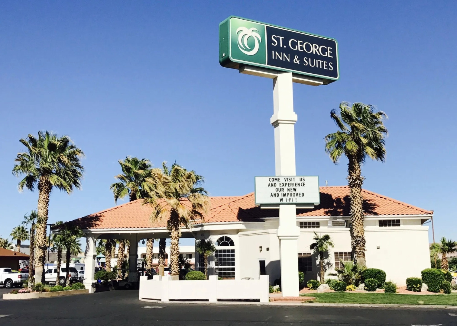 St. George Inn & Suites