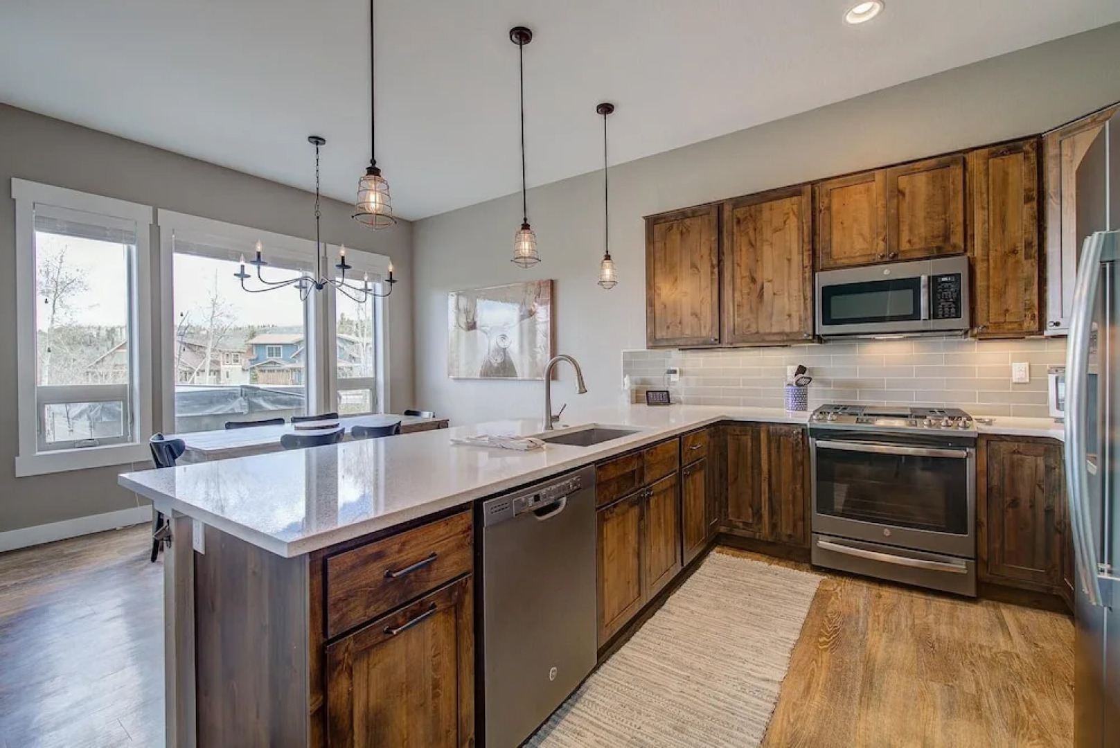 Mountain Getaway Stunning Views HOT TUB