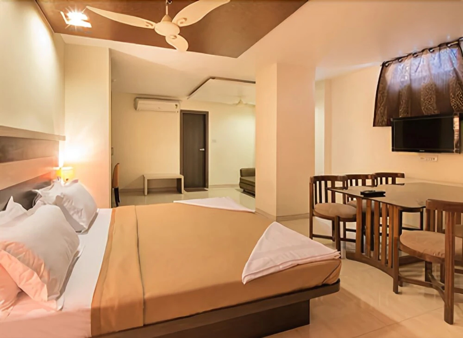 Hotel Vaikunth By Adamo