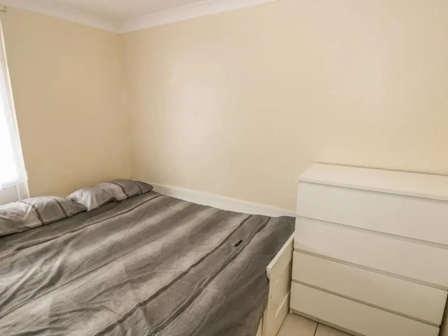 Charming 3-bed Chalet in Kidwelly