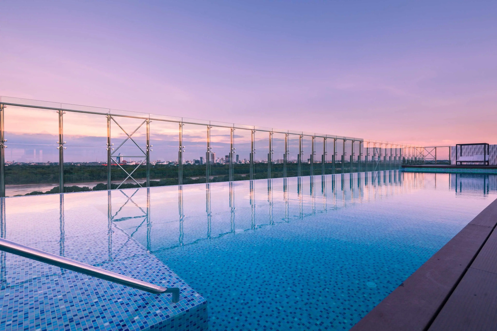 Radisson Hotel Santa Cruz