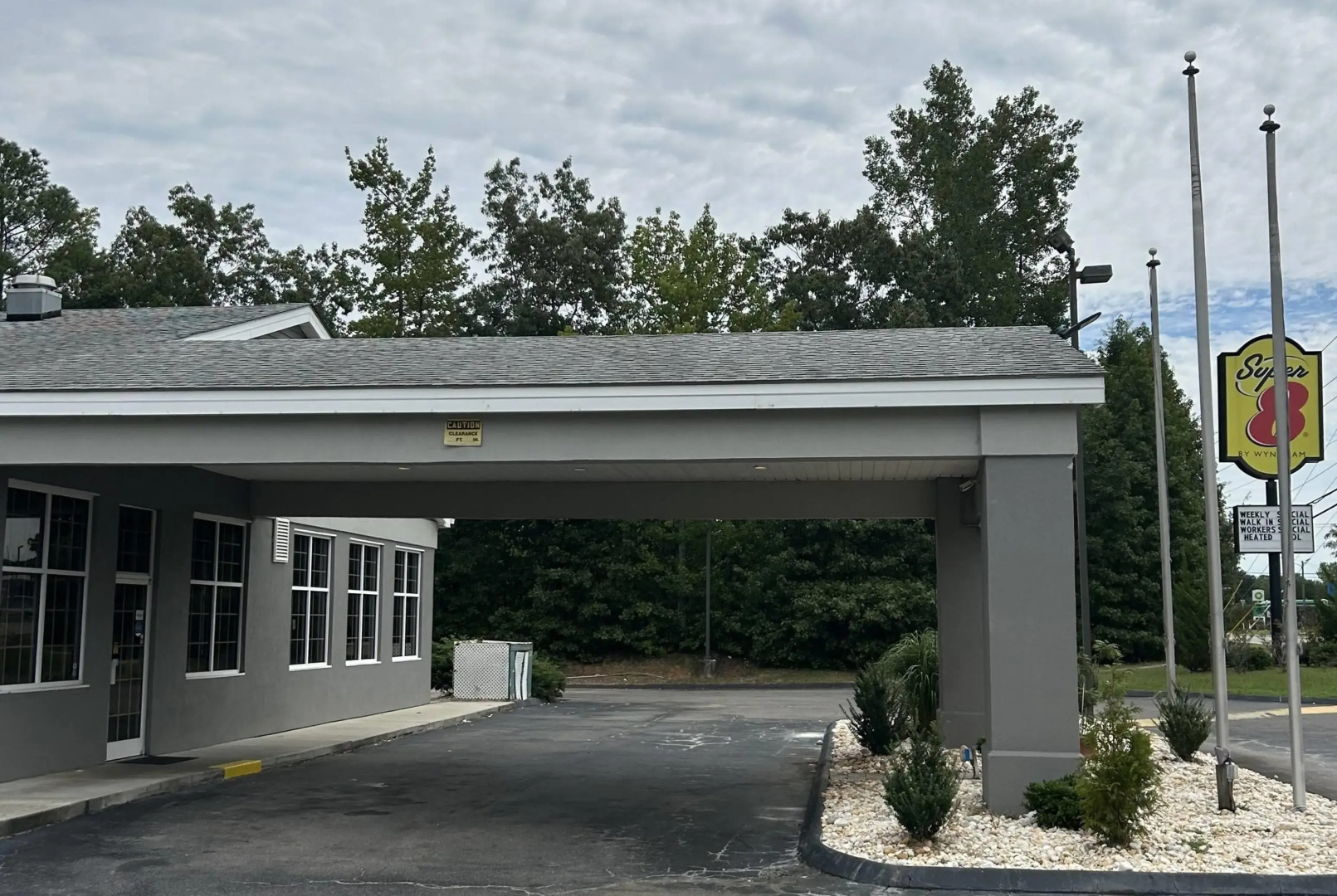 Super 8 by Wyndham Fayetteville