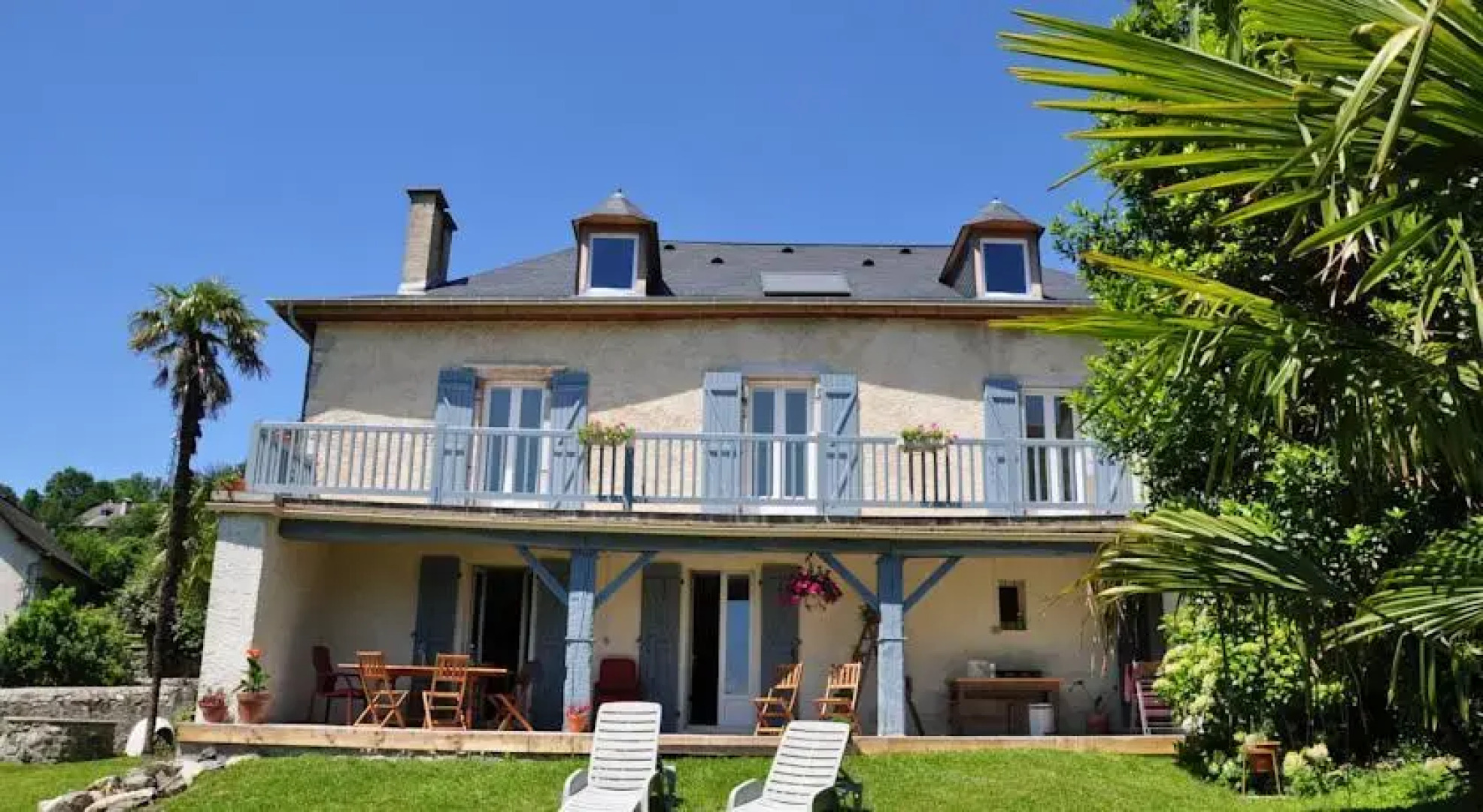 Chambres dHôtes Aux Pieds des Pics