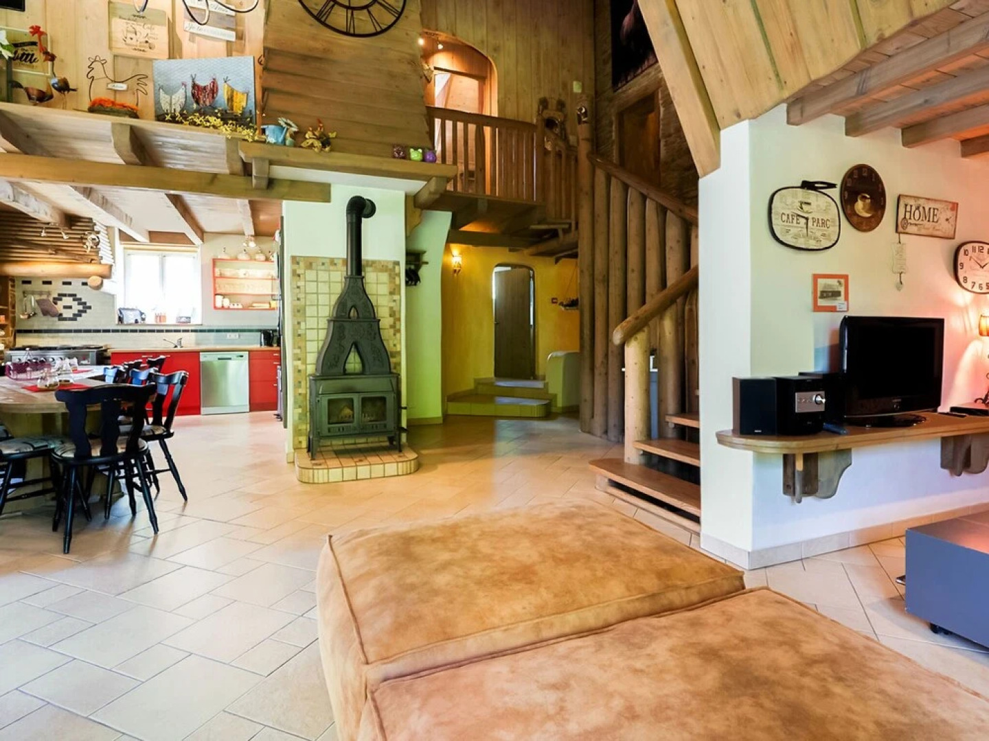 Pleasant Holiday Home in Weywertz near the Lake