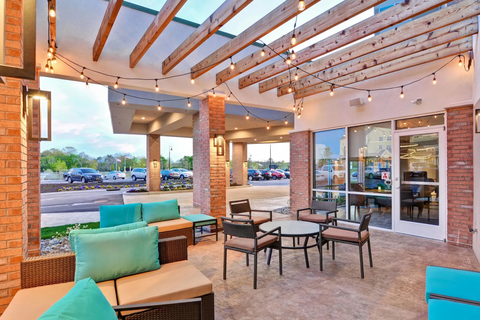 Courtyard by Marriott Long Island Islip/Courthouse Complex