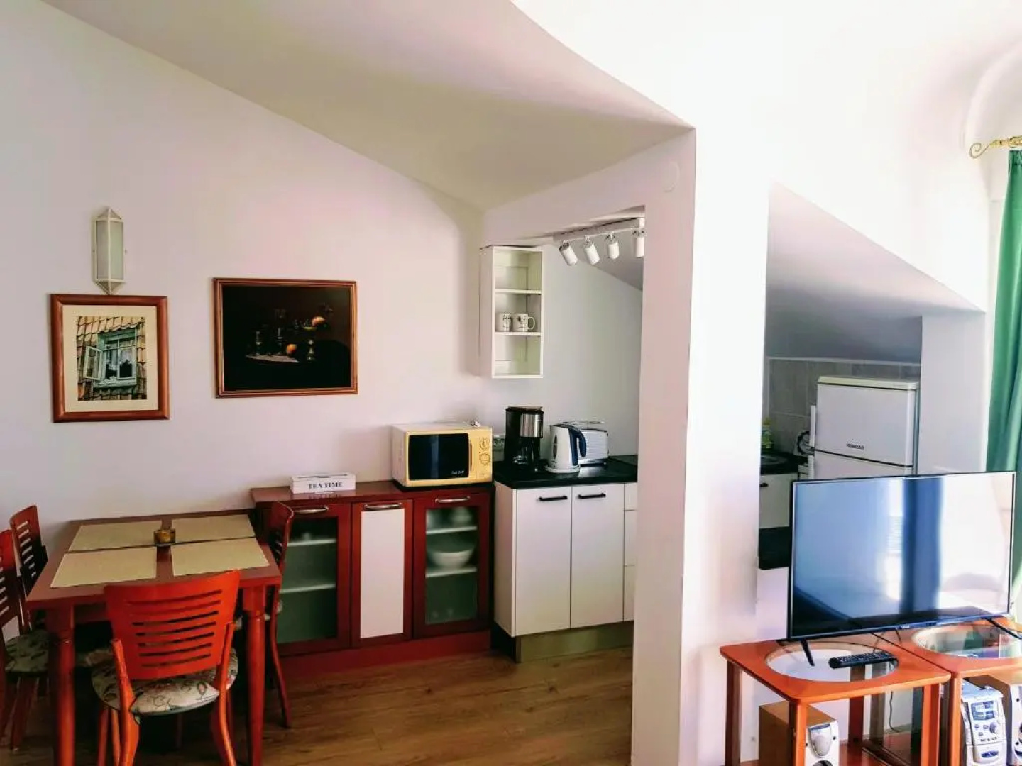 Grand View Apartments