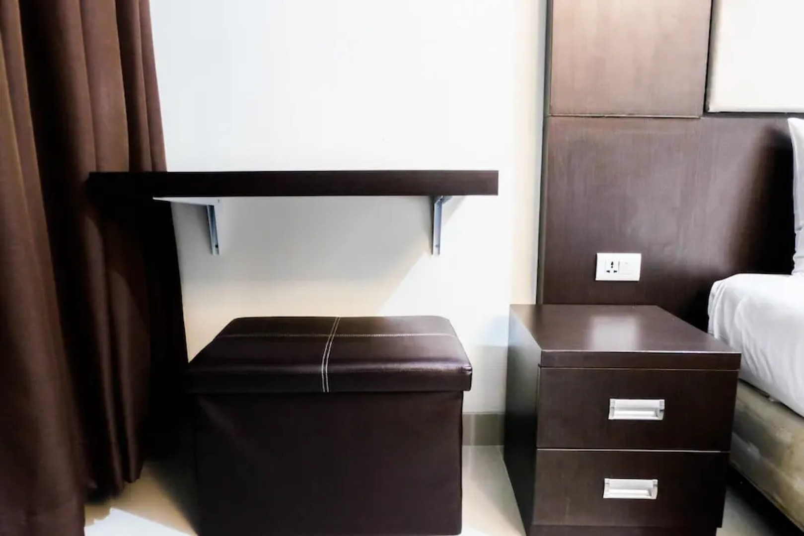 Warm and Homey Studio at The Oasis Cikarang Apartment By Travelio