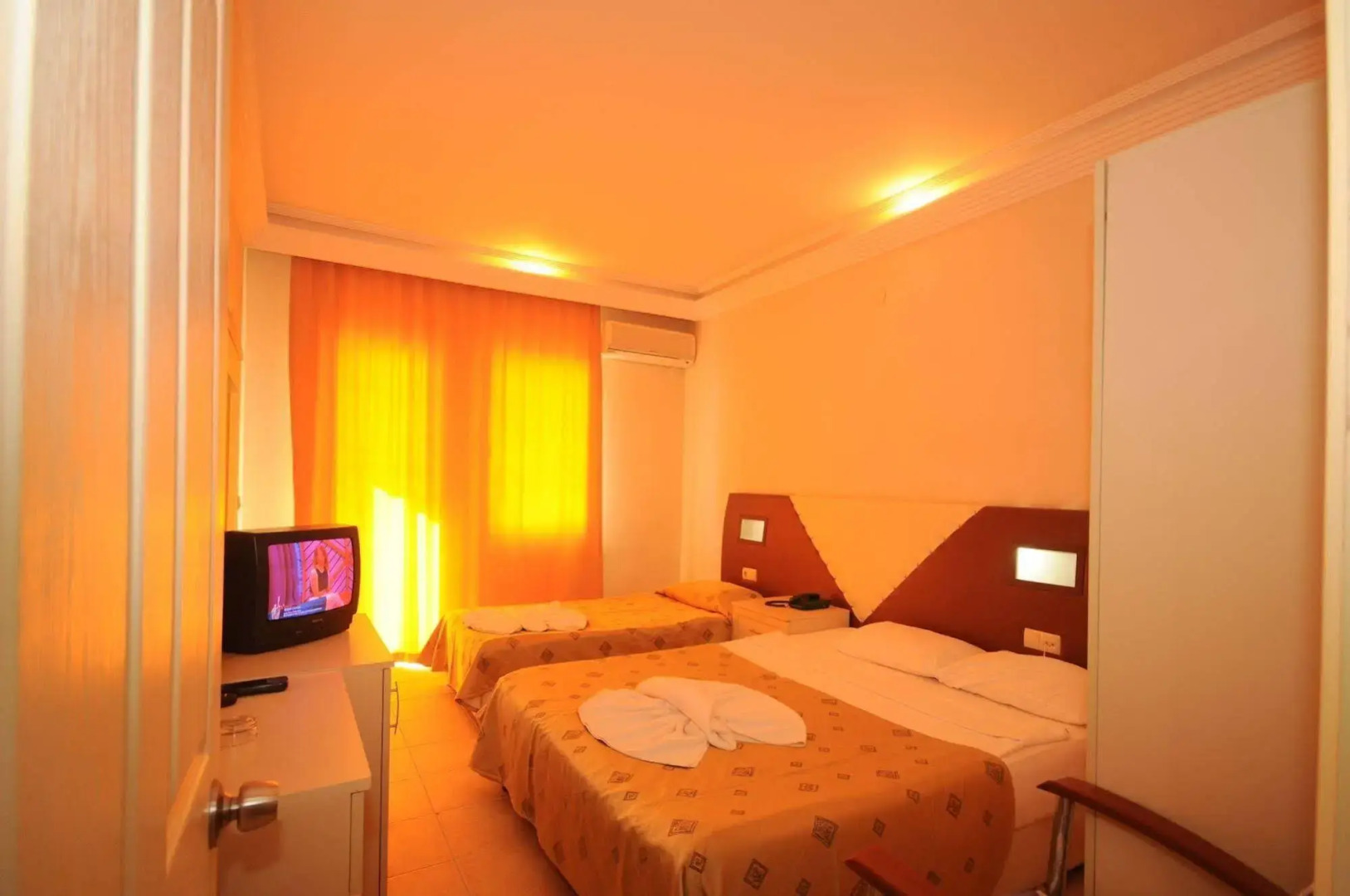 Emir Fosse Beach Hotel