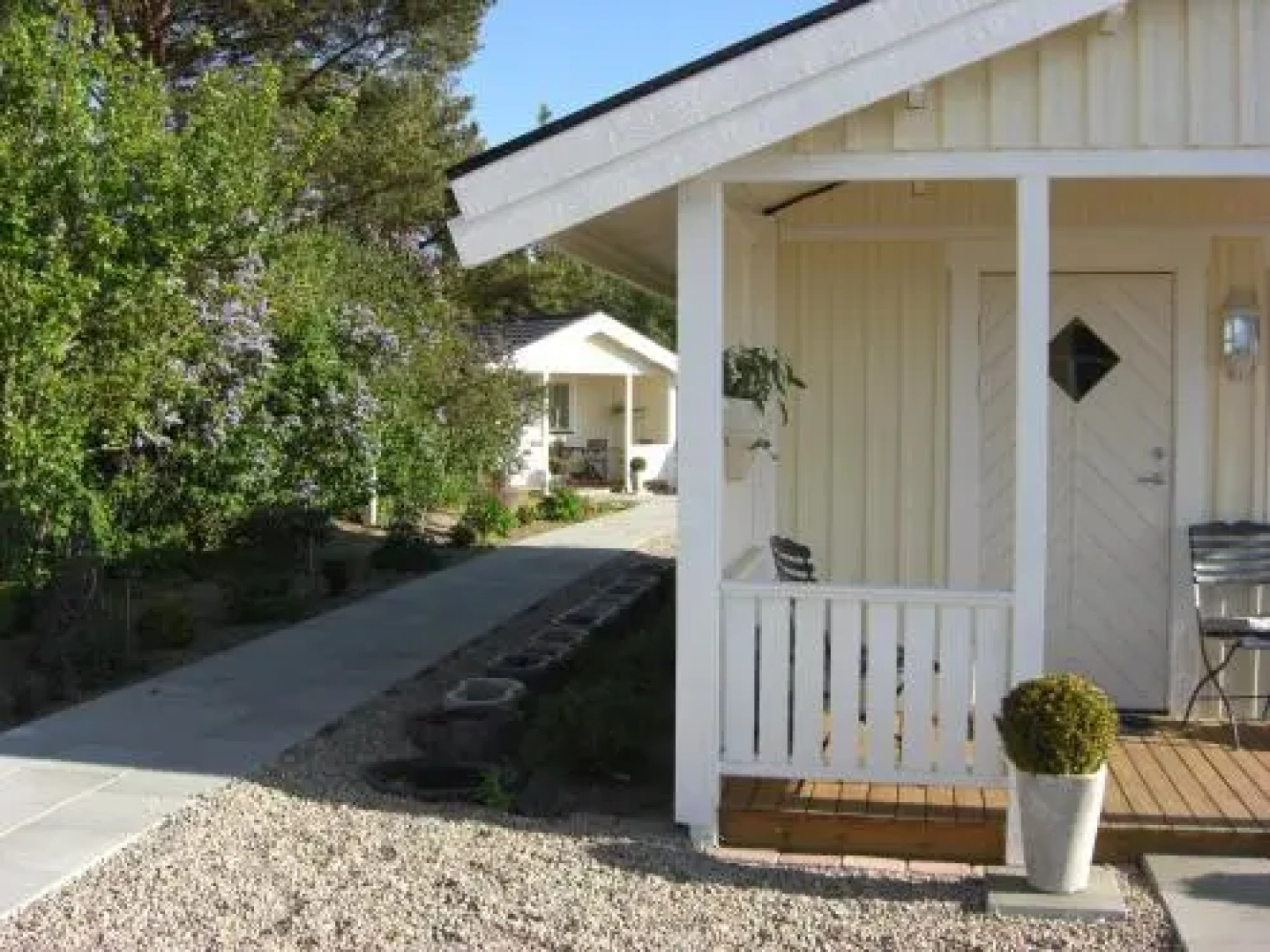 Ängshyddan Gårdshotell & B&B