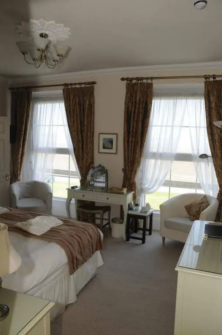 Tides Reach Guest House