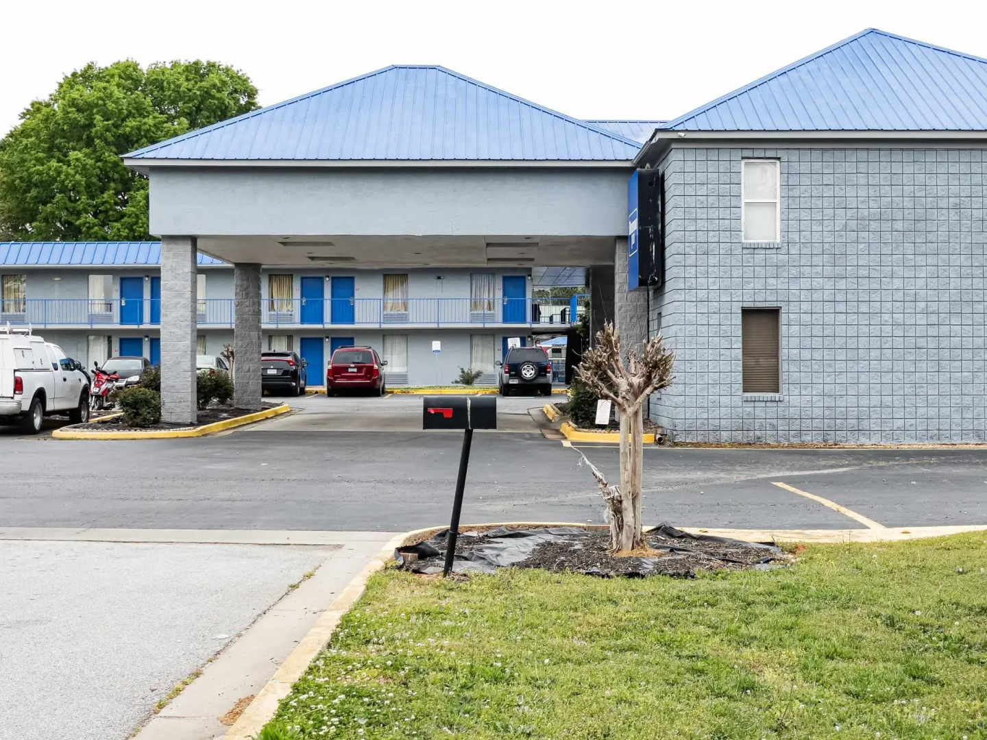 Rodeway Inn & Suites Carrollton