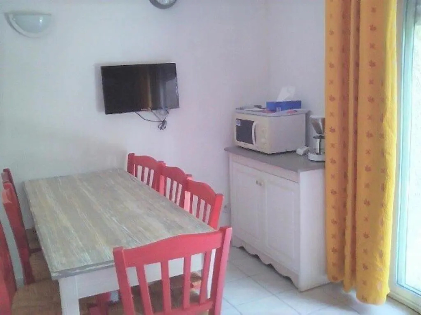 Maison Salavas, 4 pièces, 8 personnes - FR-1-382-116