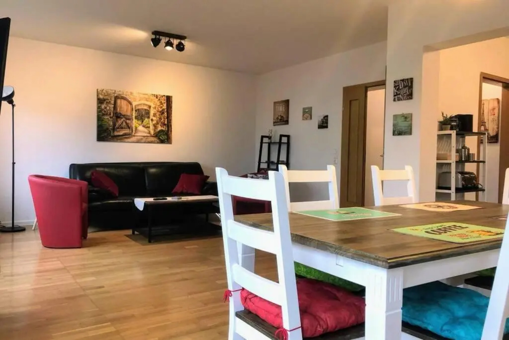 EXKLUSIVE Ferienwohnung in Einbeck, 3 Schlafzimmer mit Balkon!